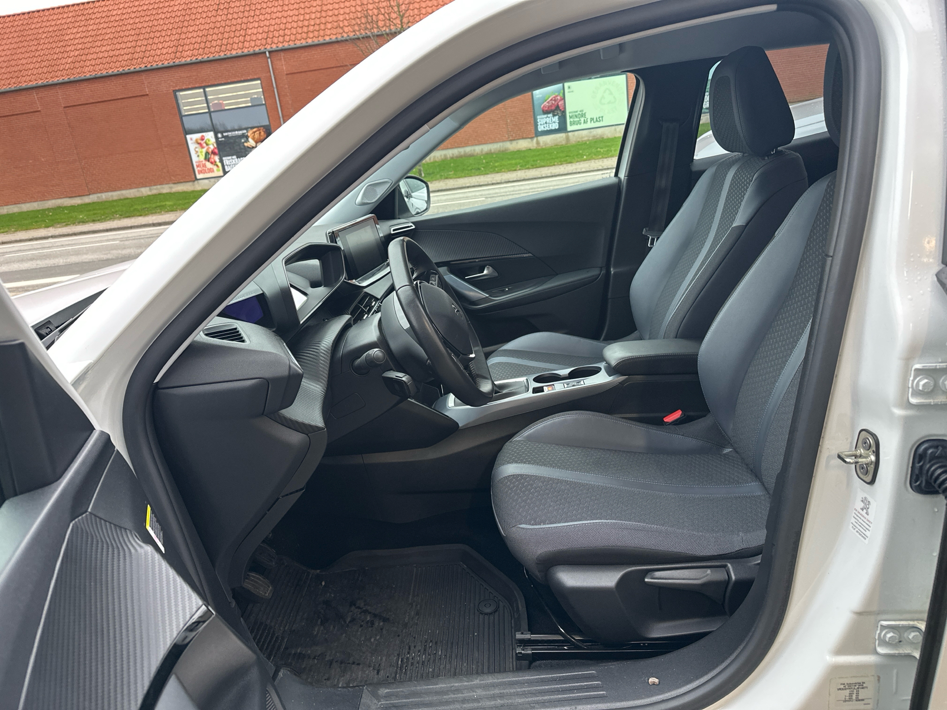 Billede af Peugeot 2008 1,5 BlueHDi Edition 210+ 100HK 5d 6g