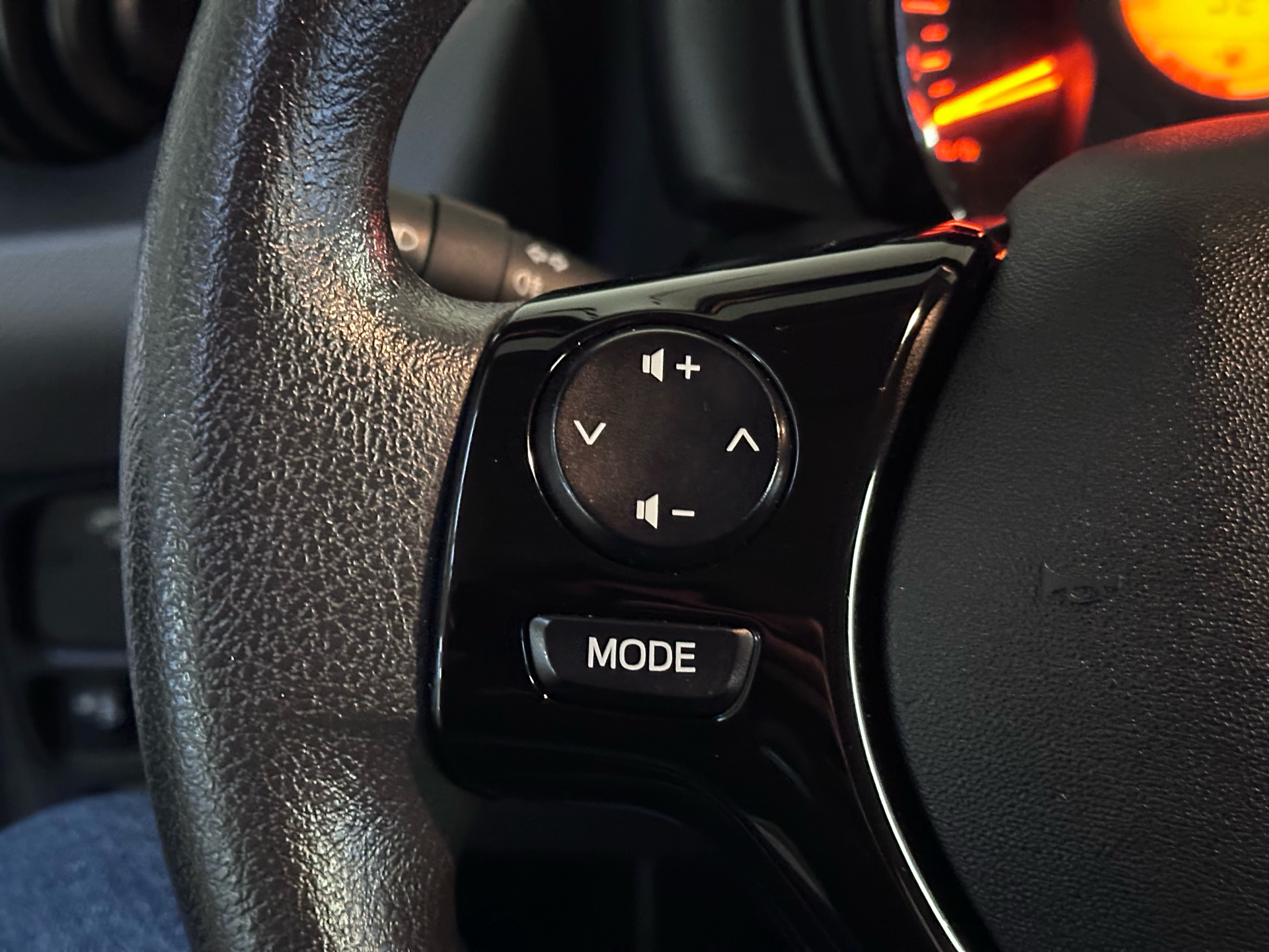 Billede af Peugeot 108 1,0 e-Vti Strike 72HK 5d