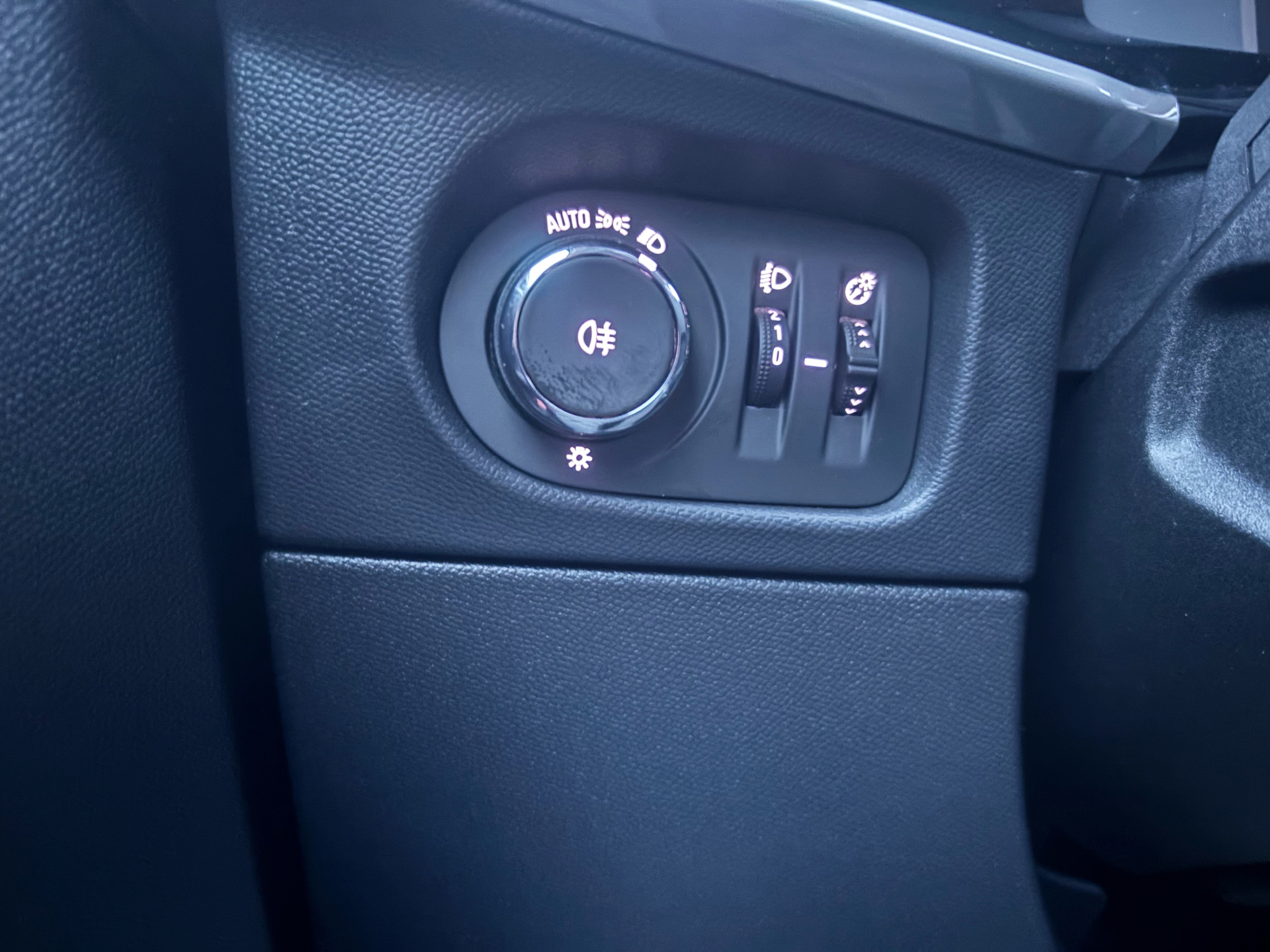 Billede af Opel Mokka-e EL Elegance 136HK 5d Aut.