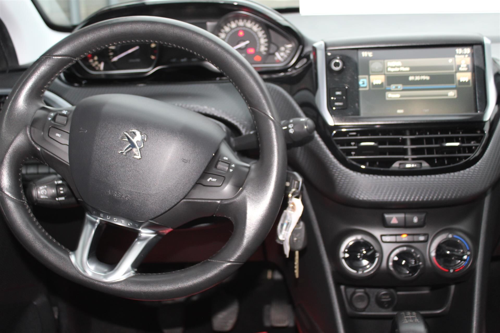 Billede af Peugeot 2008 1,2 VTi Active Sky 82HK