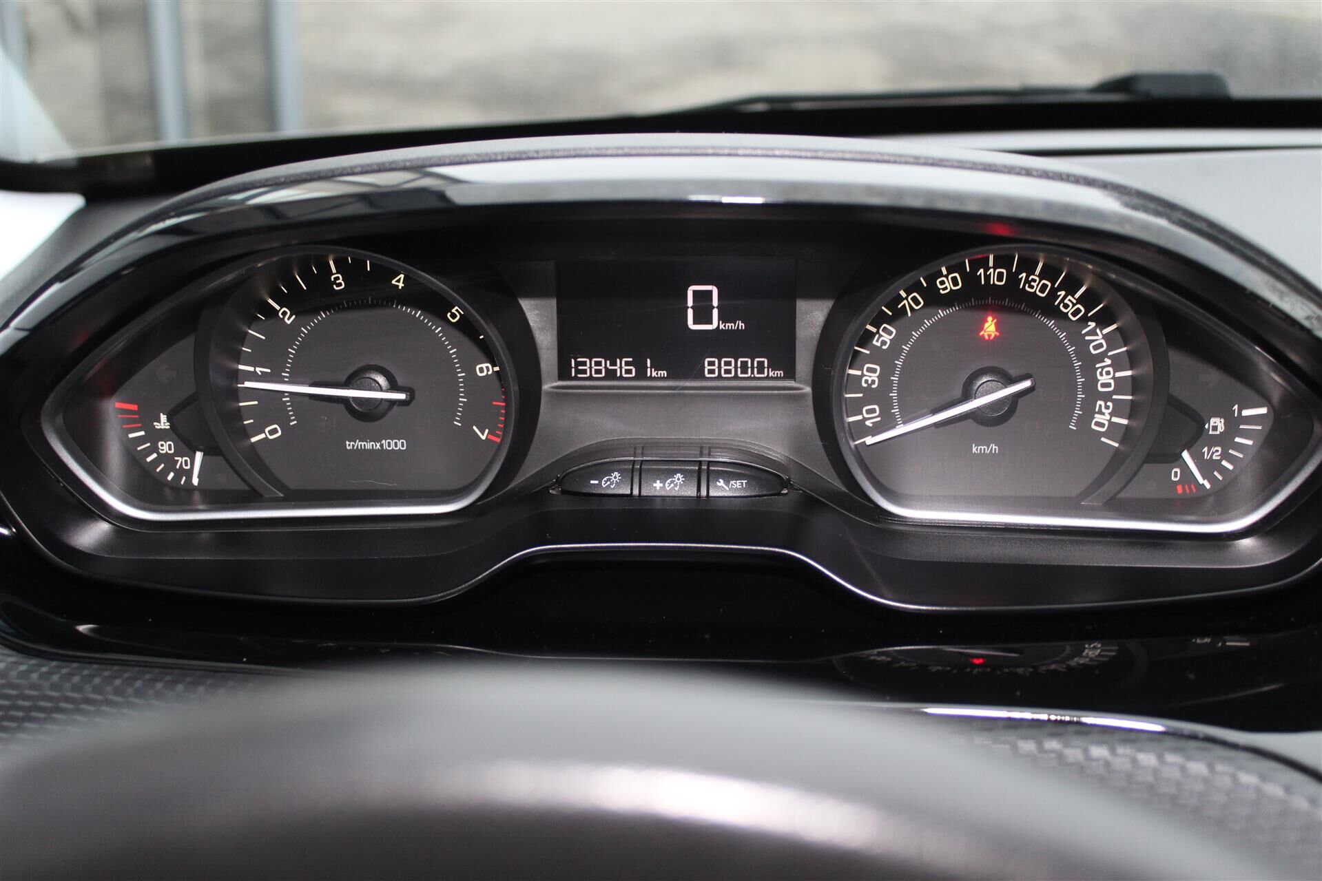 Billede af Peugeot 2008 1,2 VTi Active Sky 82HK