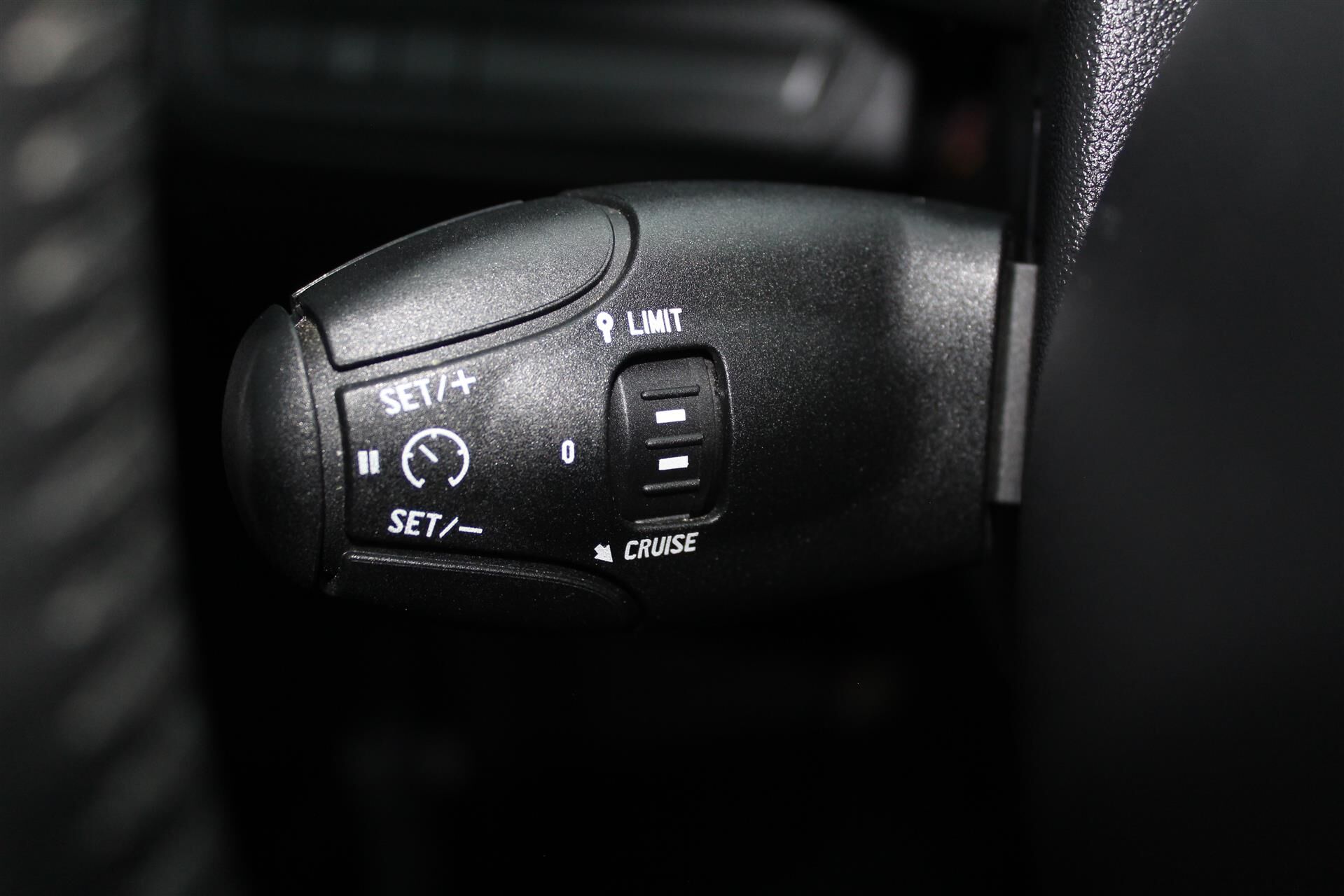 Billede af Peugeot 2008 1,2 VTi Active Sky 82HK