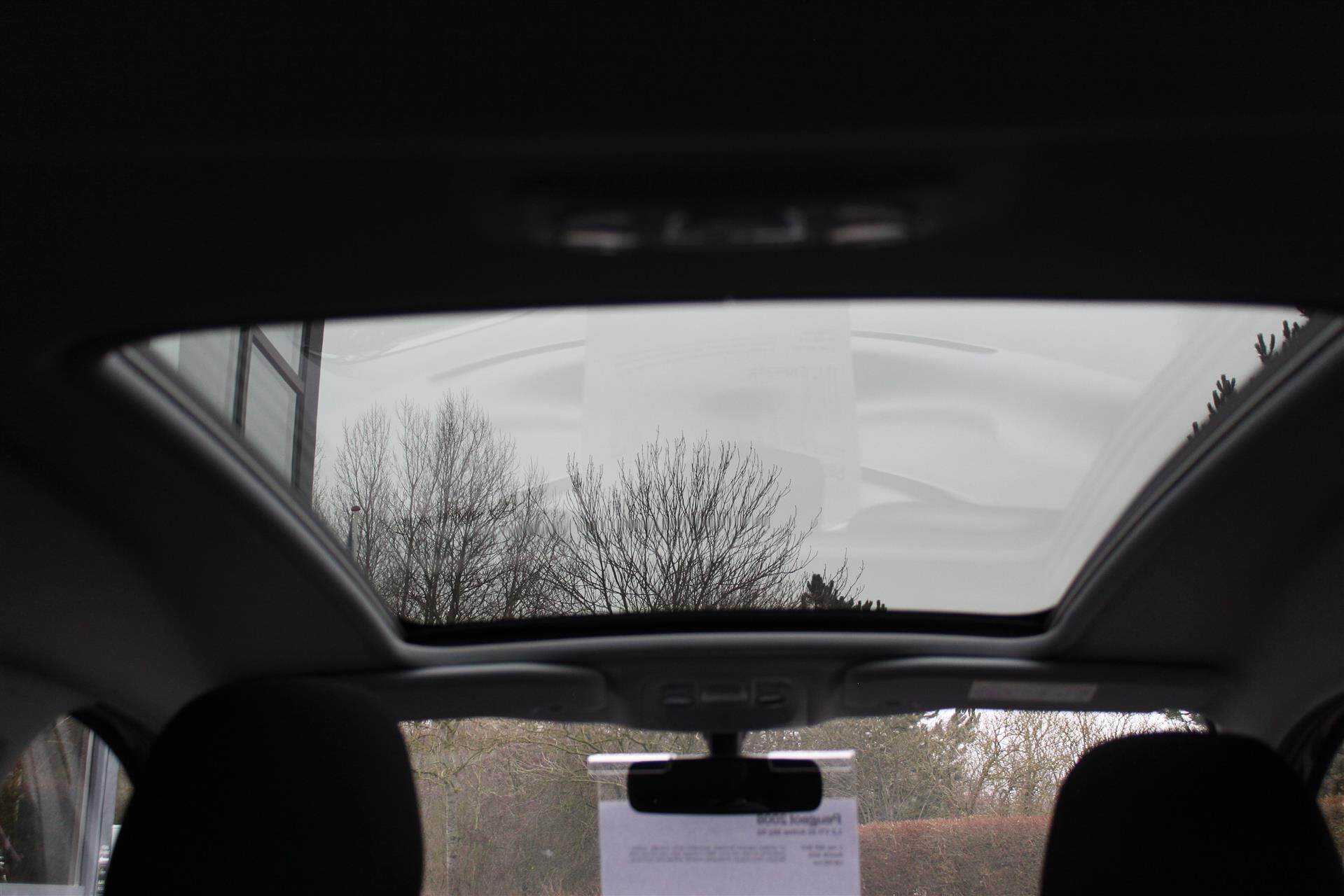 Billede af Peugeot 2008 1,2 VTi Active Sky 82HK