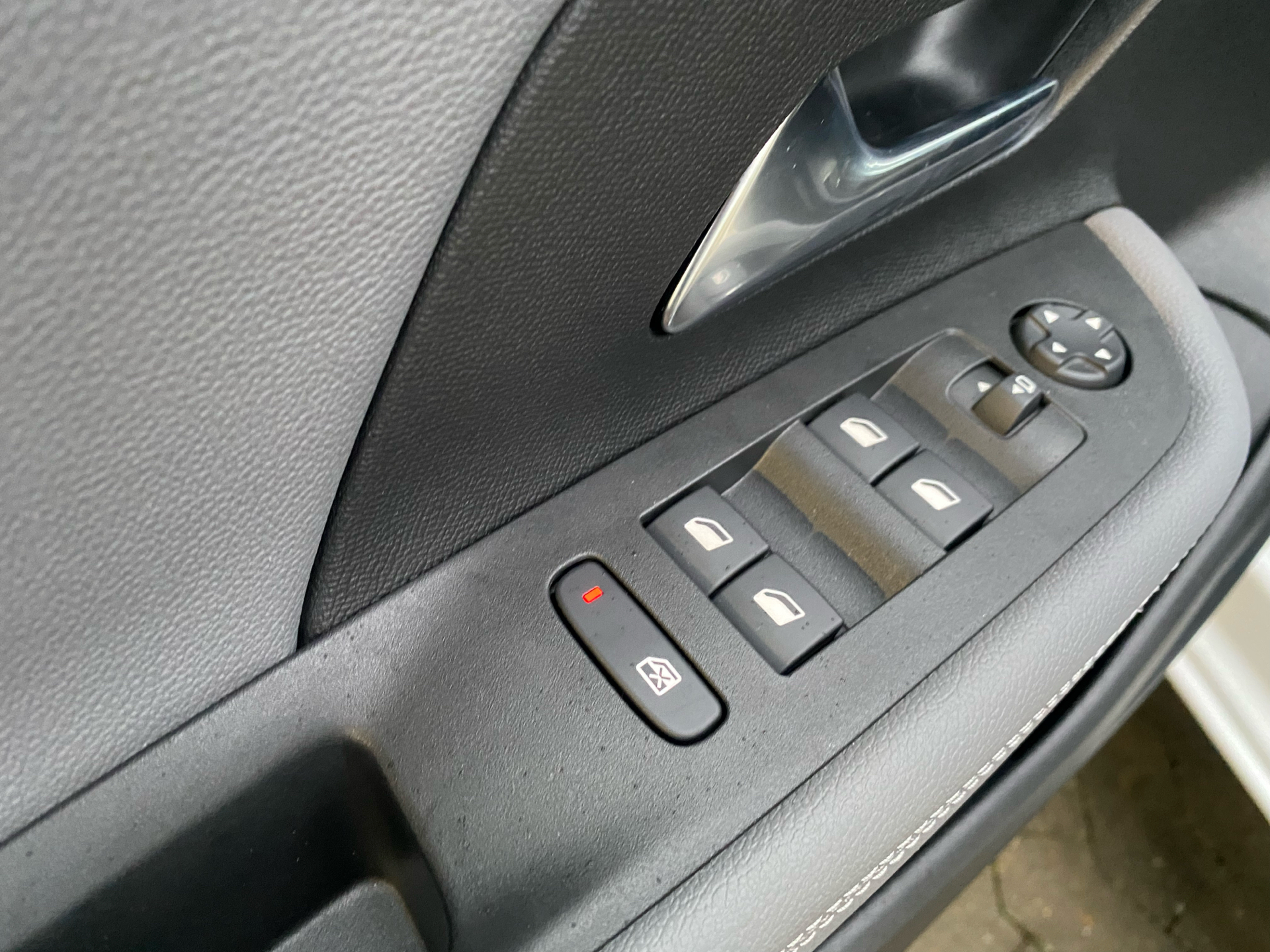 Billede af Opel Mokka-e EL Elegance 136HK 5d Aut.