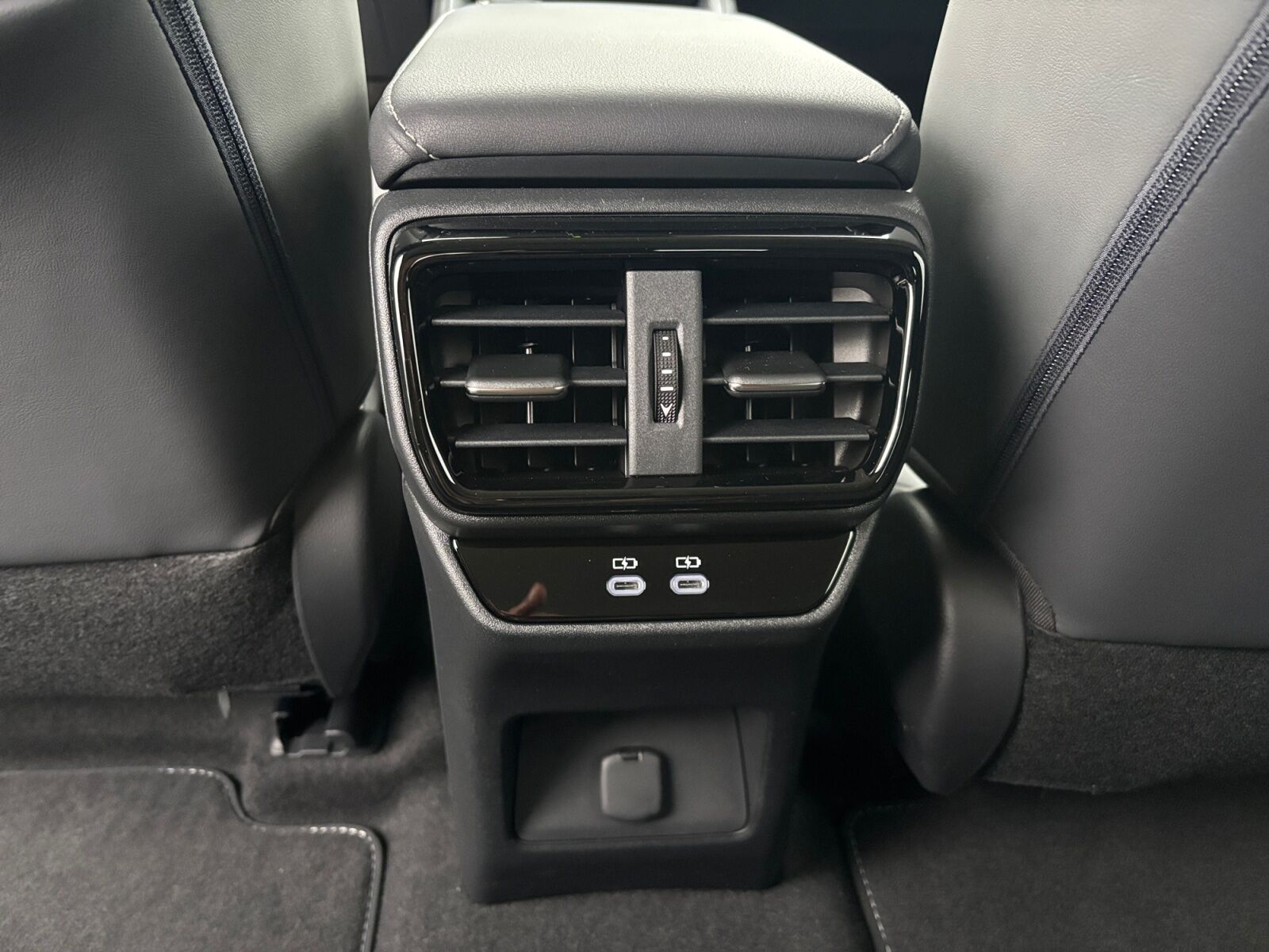 Billede af Lexus RZ 300e EL Executive 204HK 4d Aut.