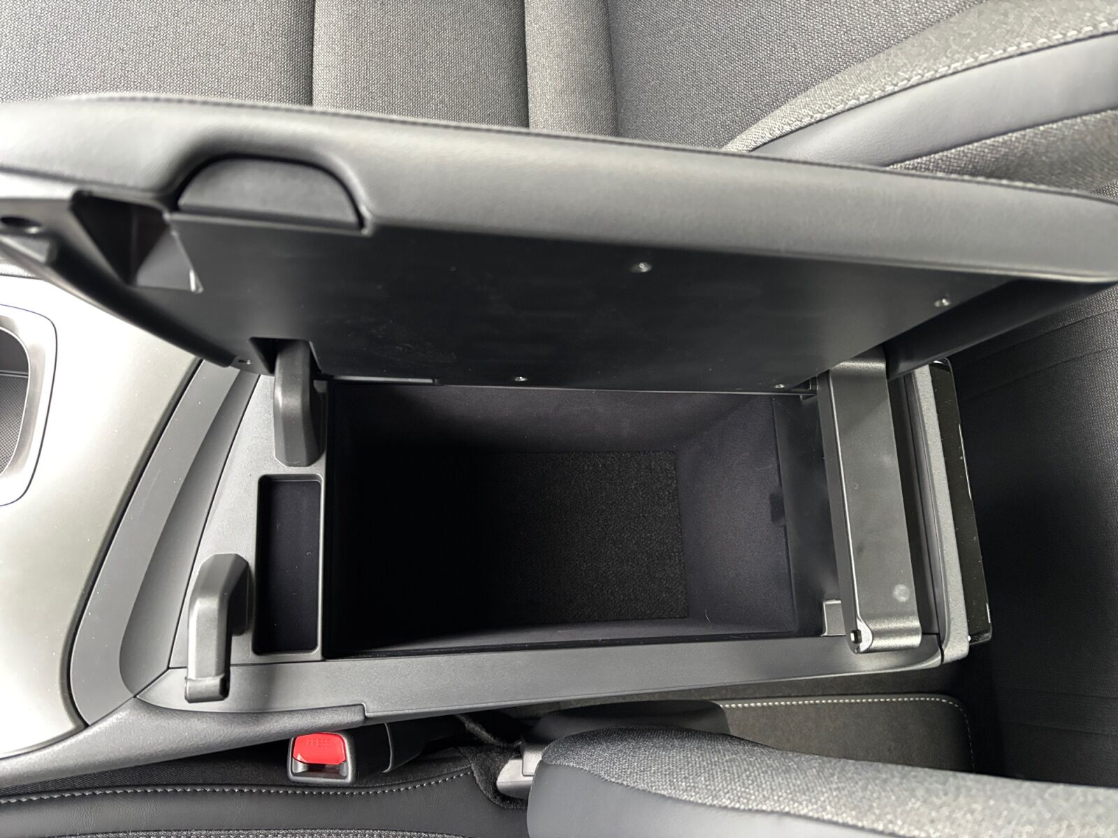 Billede af Lexus RZ 300e EL Comfort 204HK 4d Aut.