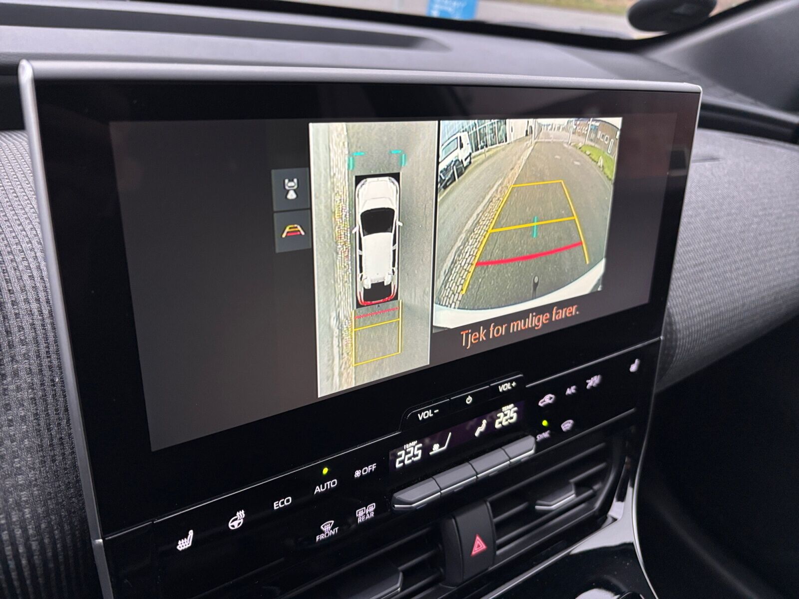 Billede af Toyota BZ4X EL Prestige 204HK 5d Aut.