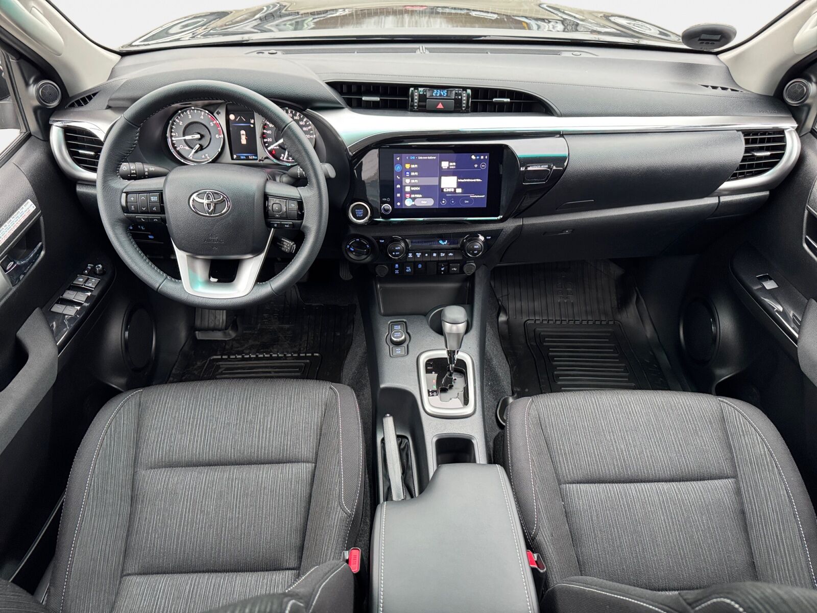 Billede af Toyota HiLux Dobb.Kab. 2,8 D-4D T3 AWD 204HK DobKab Aut.