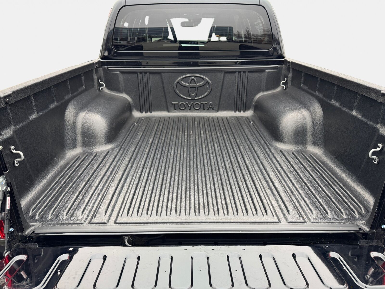 Billede af Toyota HiLux Dobb.Kab. 2,8 D-4D T3 AWD 204HK DobKab Aut.