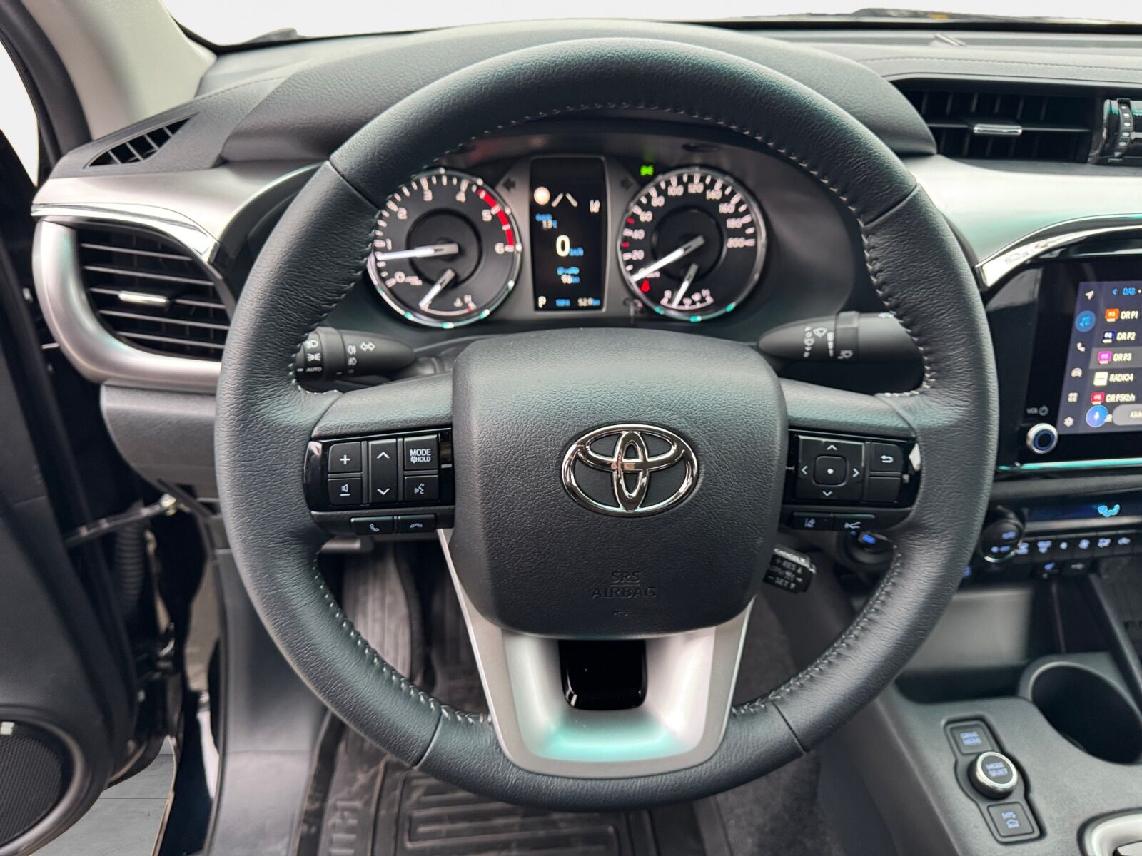 Billede af Toyota HiLux Dobb.Kab. 2,8 D-4D T3 AWD 204HK DobKab Aut.