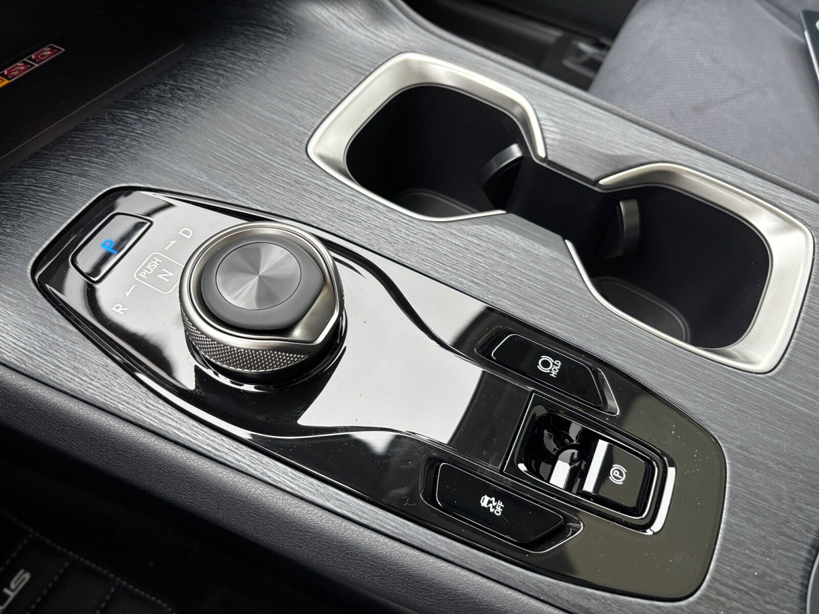 Billede af Lexus RZ 450e EL Luxury Direct4 313HK 4d Aut.