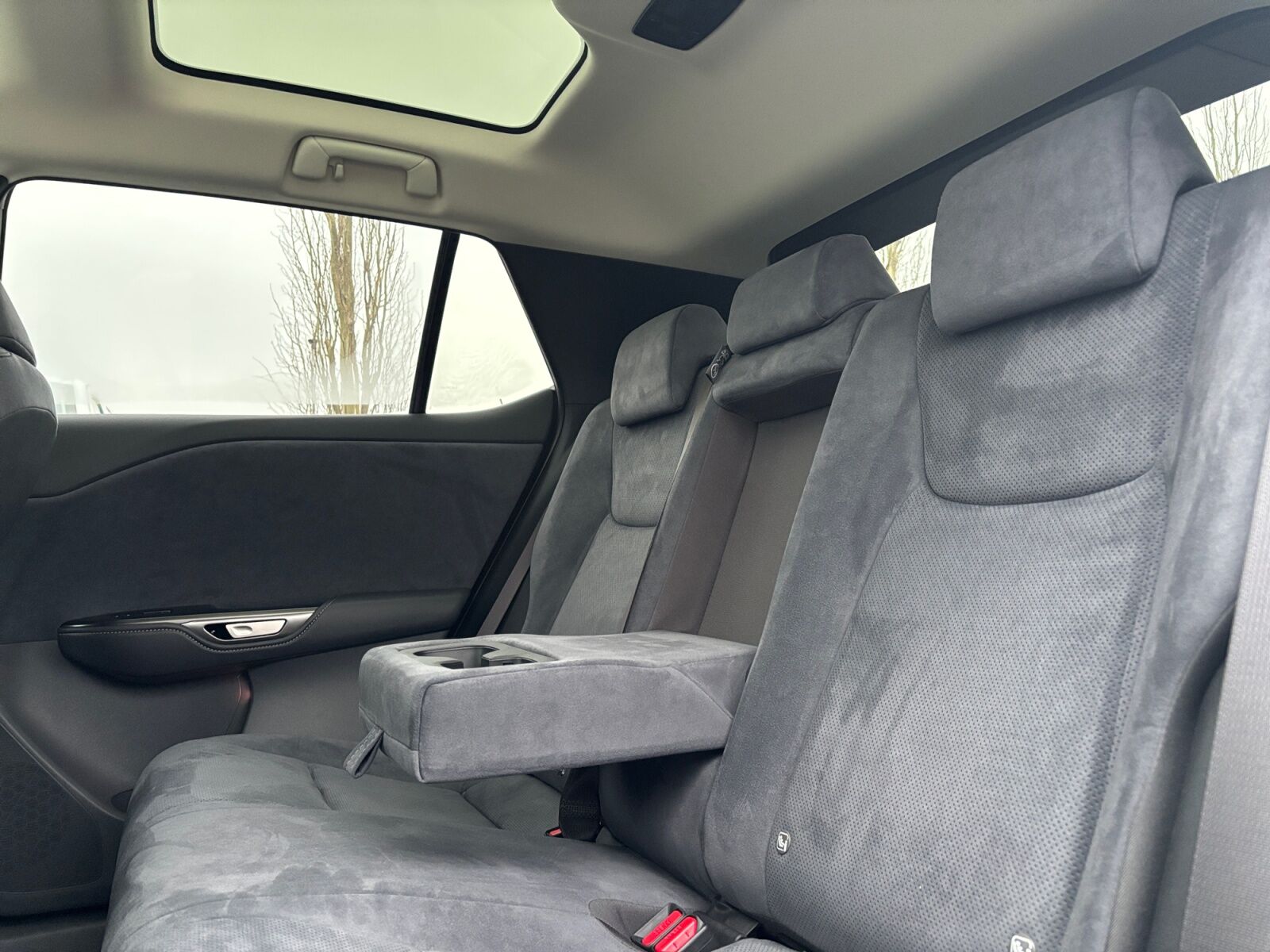 Billede af Lexus RZ 450e EL Luxury Direct4 313HK 4d Aut.