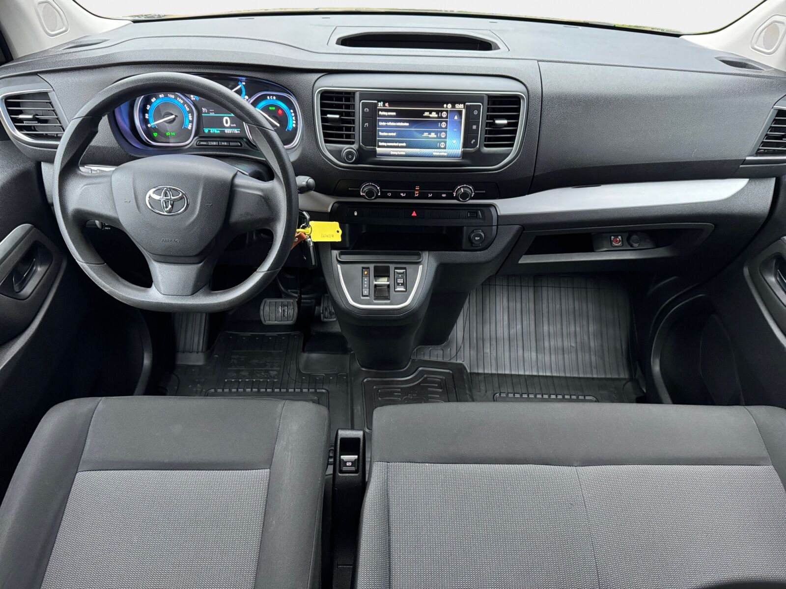 Billede af Toyota Proace Verso Electric Long EL Shuttle To skydedøre 136HK Aut.