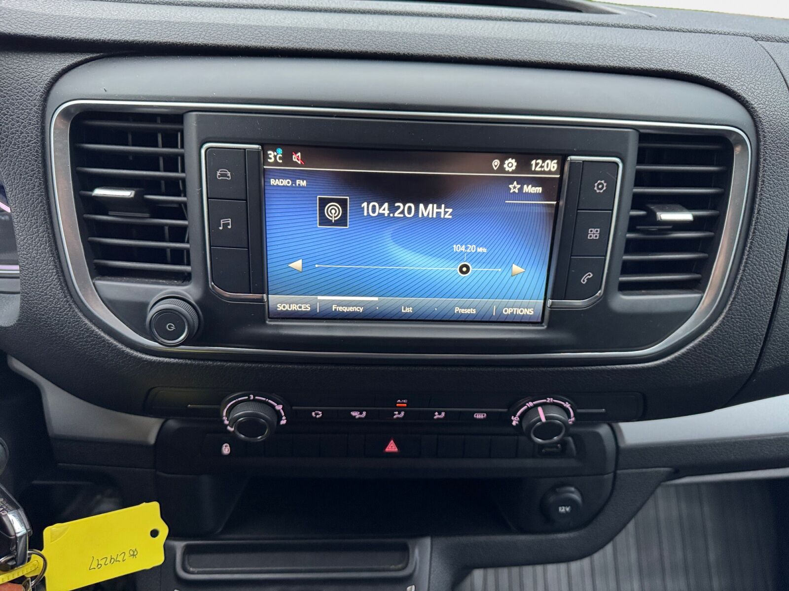 Billede af Toyota Proace Verso Electric Long EL Shuttle To skydedøre 136HK Aut.