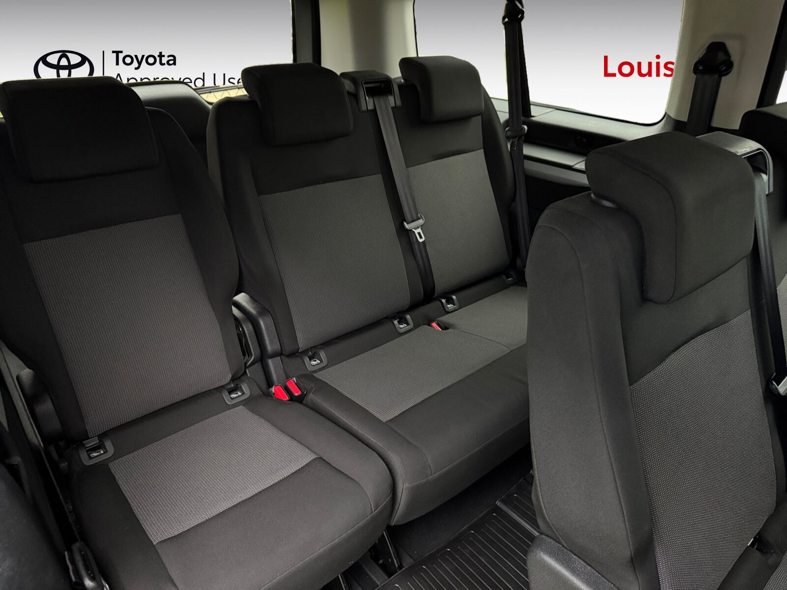 Billede af Toyota Proace Verso Electric Long EL Shuttle To skydedøre 136HK Aut.