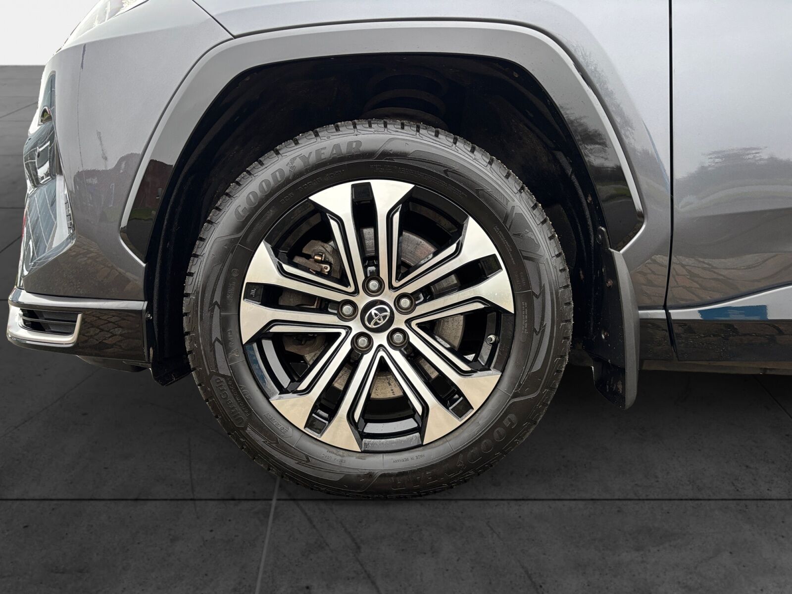 Billede af Toyota RAV4 Plug-in 2,5 Plugin-hybrid H3 Comfort AWD 306HK 5d 6g Aut.