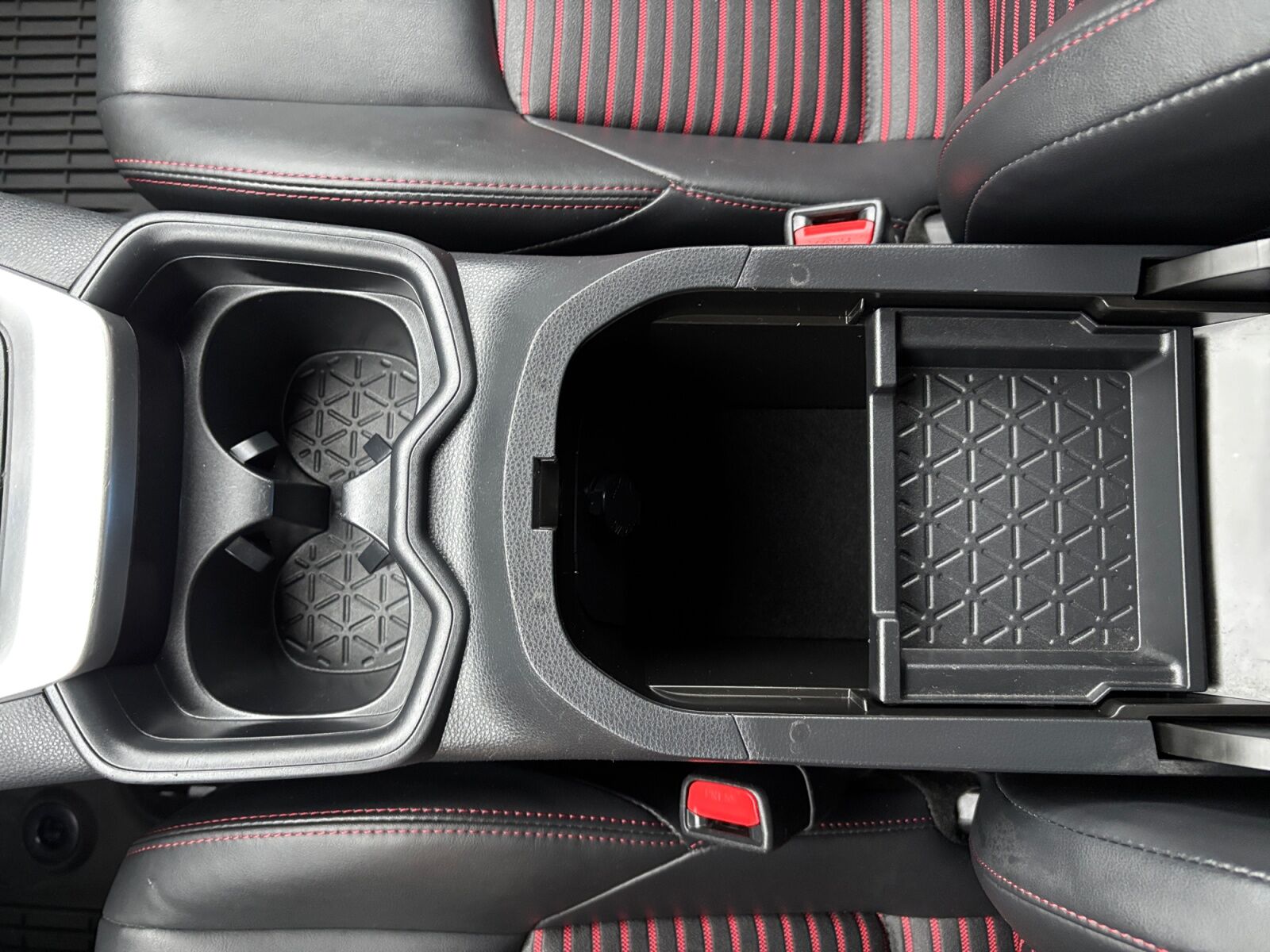 Billede af Toyota RAV4 Plug-in 2,5 Plugin-hybrid H3 Comfort AWD 306HK 5d 6g Aut.