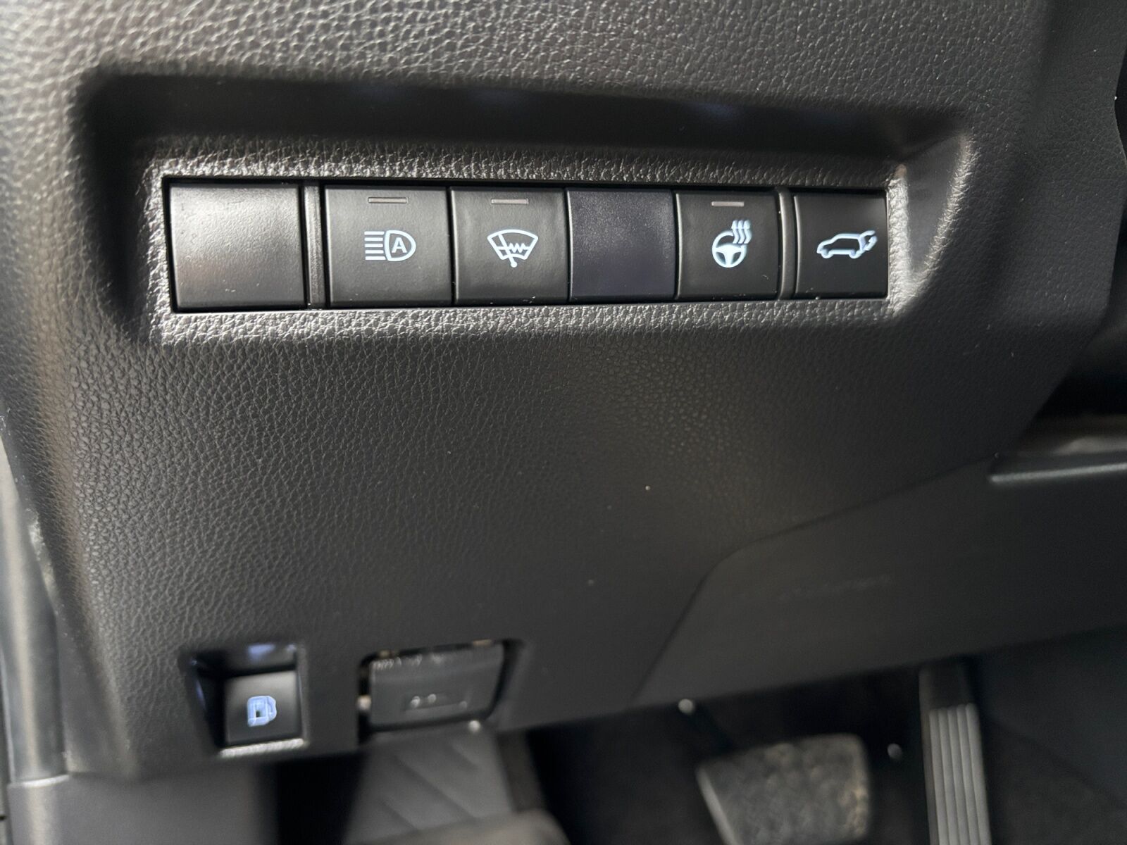 Billede af Toyota RAV4 Plug-in 2,5 Plugin-hybrid H3 Comfort AWD 306HK 5d 6g Aut.