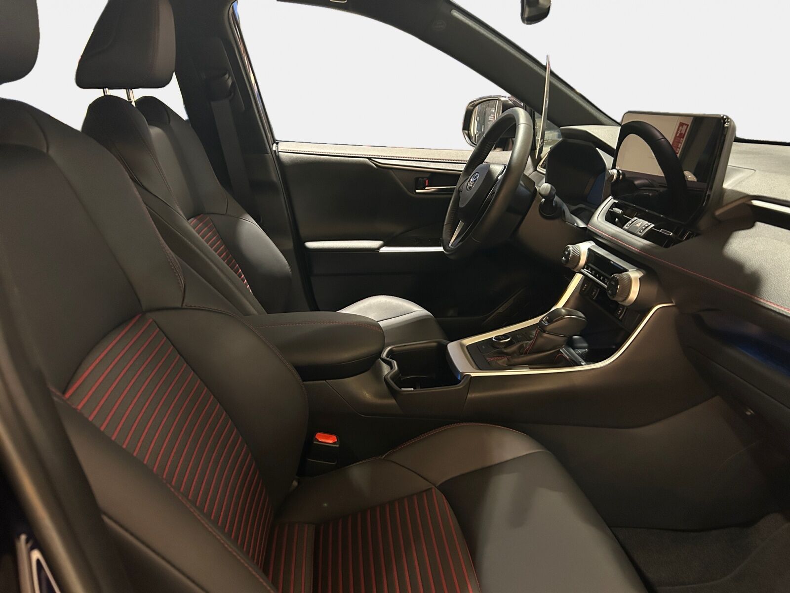 Billede af Toyota RAV4 Plug-in 2,5 Plugin-hybrid Active Comfort AWD 306HK 5d 6g Aut.