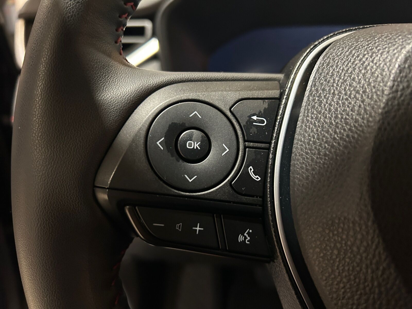 Billede af Toyota RAV4 Plug-in 2,5 Plugin-hybrid Active Comfort AWD 306HK 5d 6g Aut.