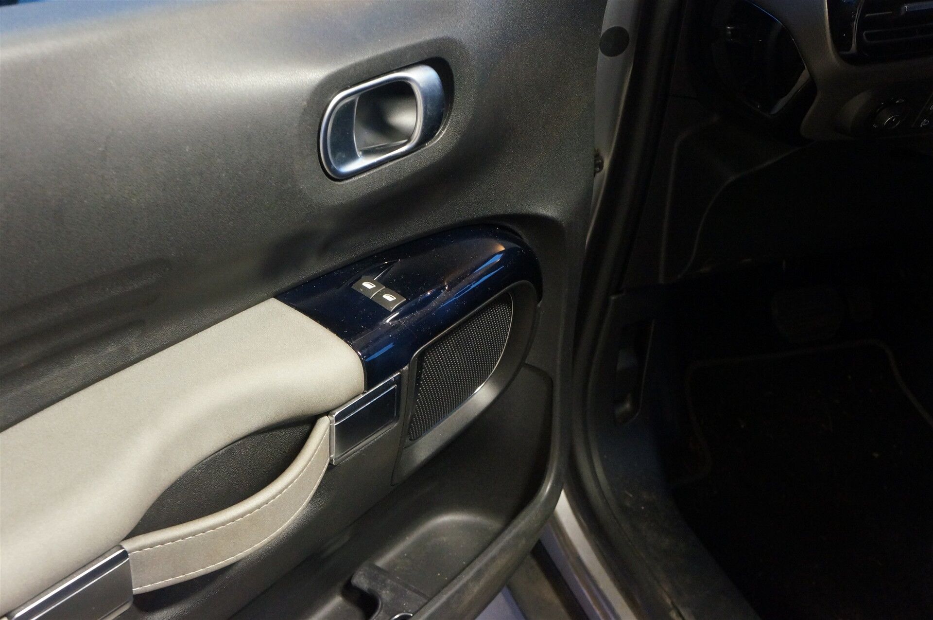 Billede af Citroën C4 Cactus 1,2 PureTech Skyline EAT6 110HK 5d 6g Aut.