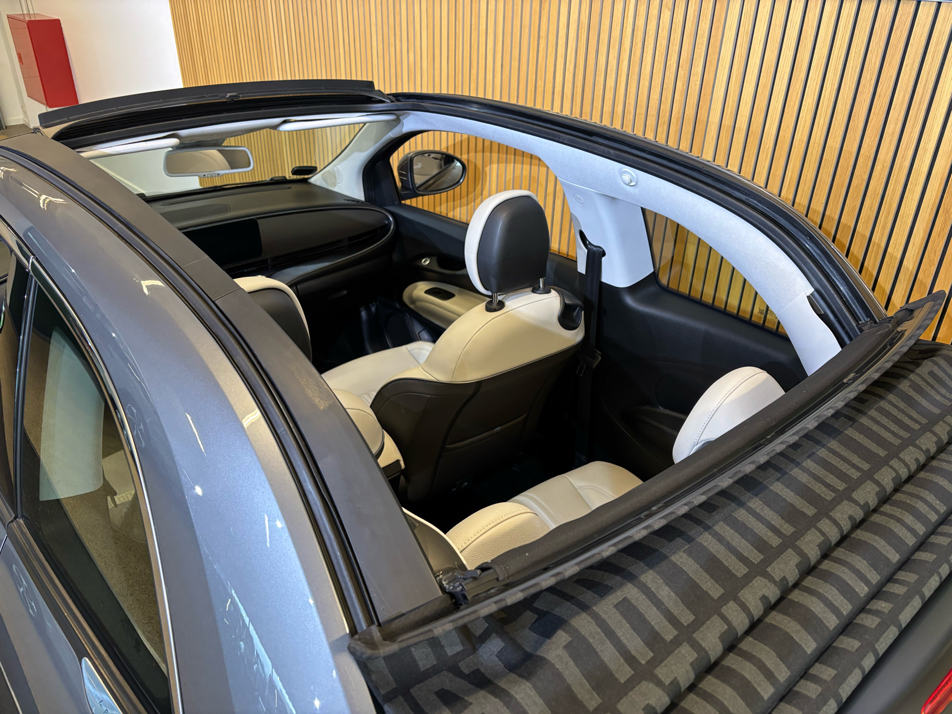 Billede af Fiat 500e EL La Prima 118HK Cabr. Aut.