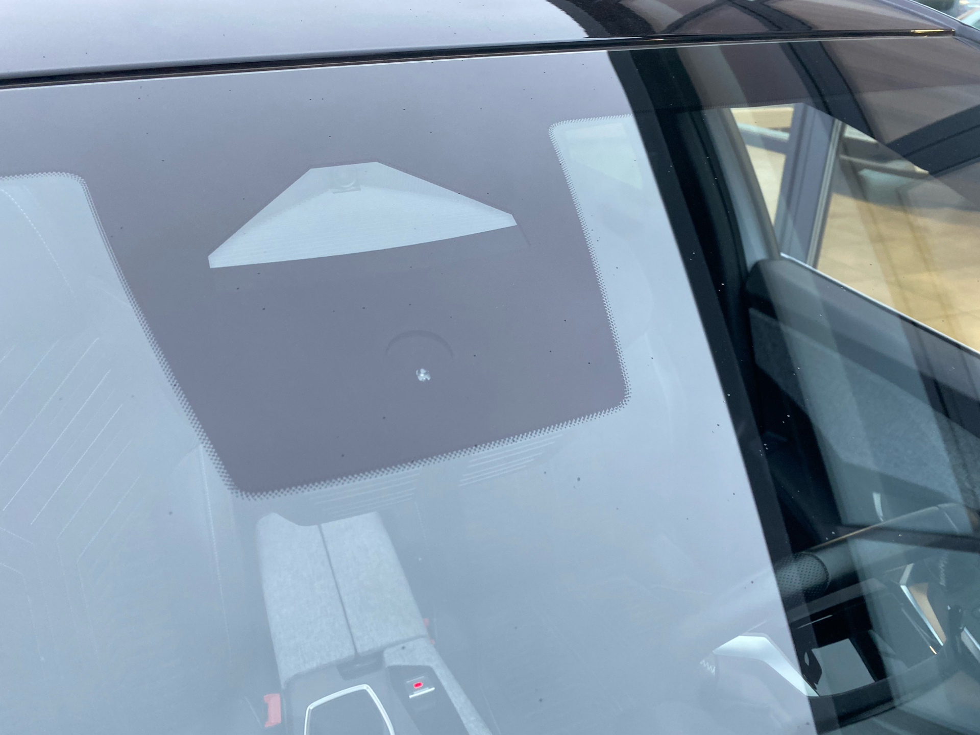 Billede af Peugeot e-3008 EL GT Pack 210HK 5d Aut.