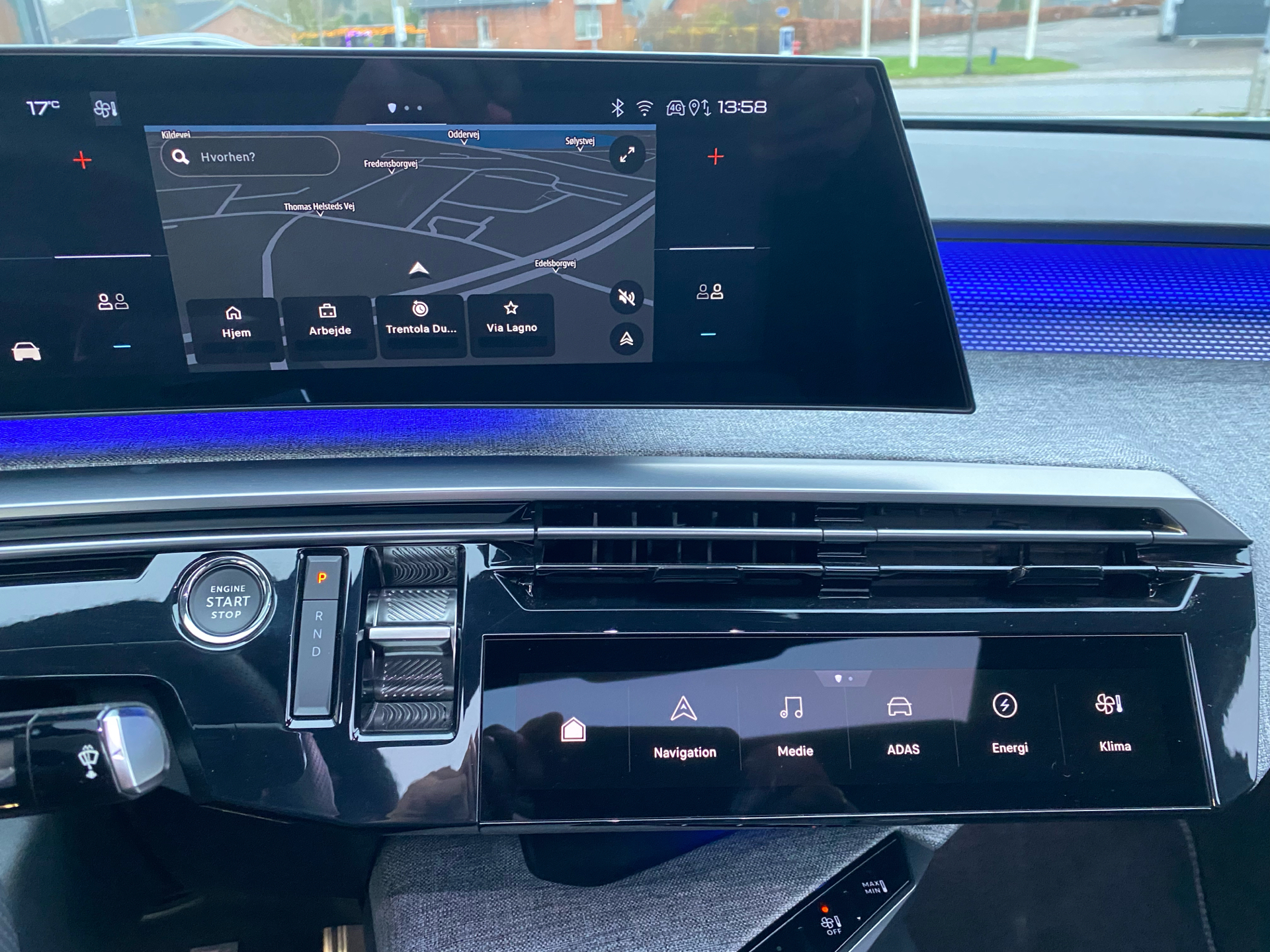 Billede af Peugeot e-3008 EL GT Pack 210HK 5d Aut.