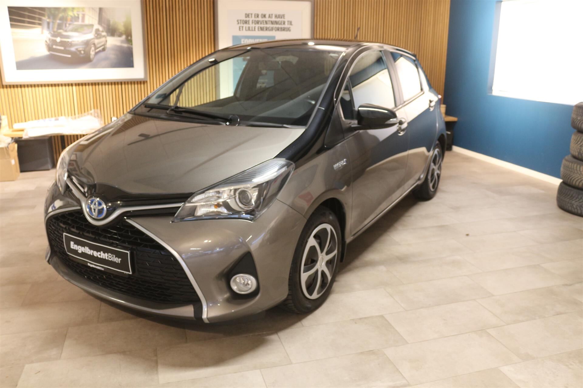 Billede af Toyota Yaris 1,5 Hybrid Delight E-CVT 100HK 5d Trinl. Gear
