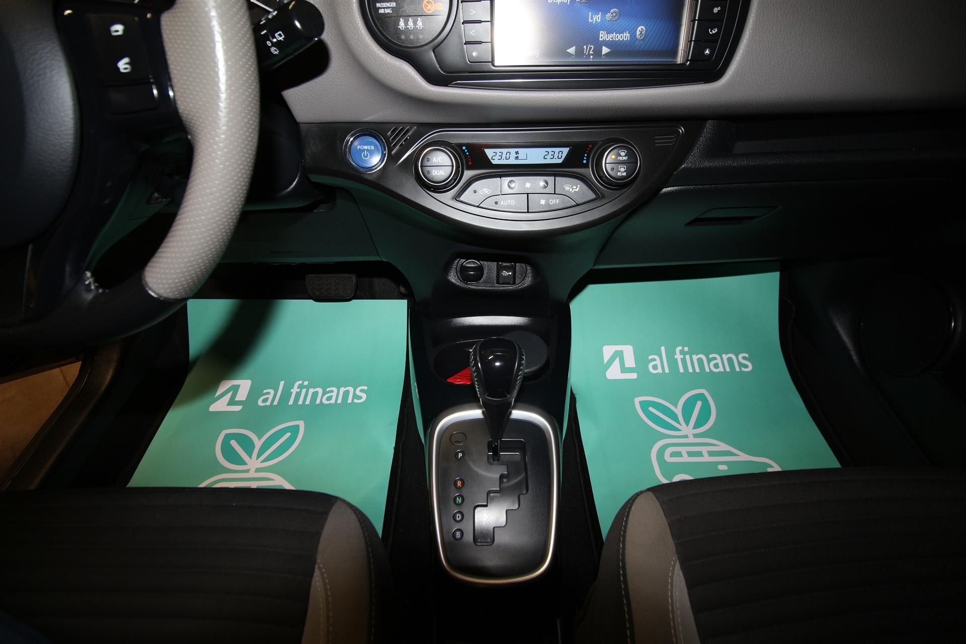 Billede af Toyota Yaris 1,5 Hybrid Delight E-CVT 100HK 5d Trinl. Gear