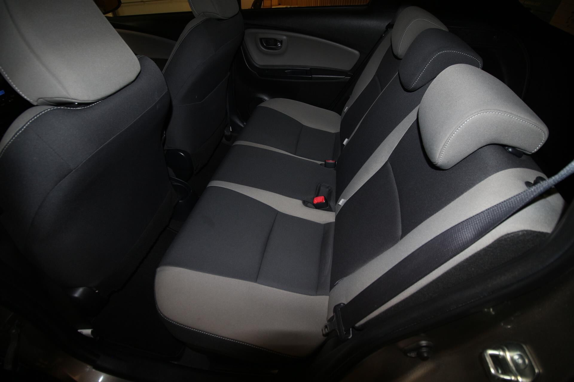 Billede af Toyota Yaris 1,5 Hybrid Delight E-CVT 100HK 5d Trinl. Gear