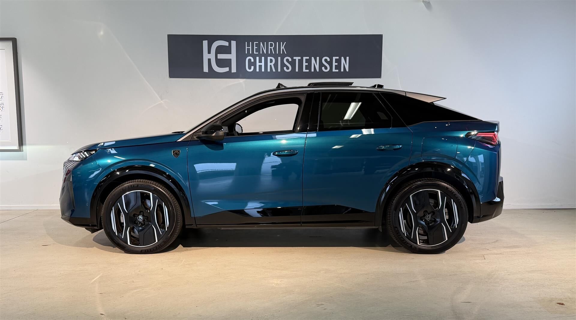 Billede af Peugeot e-3008 EL GT Pack 210HK 5d Aut.