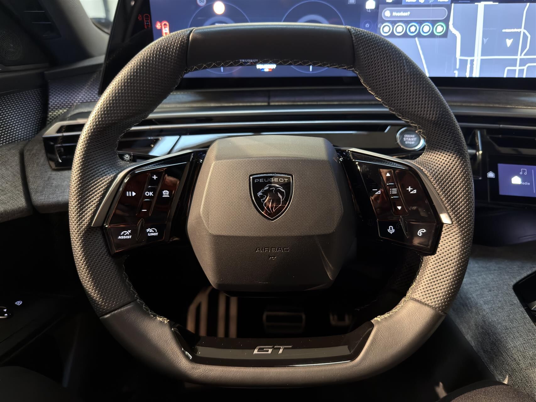 Billede af Peugeot e-3008 EL GT Pack 210HK 5d Aut.