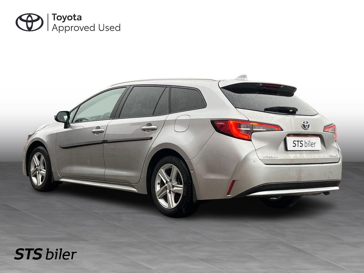 Billede af Toyota Corolla Touring Sports 1,8 Hybrid Active Smart Safety Plus E-CVT 122HK Stc Trinl. Gear