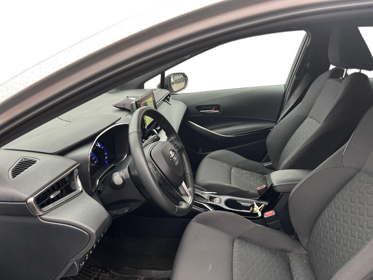 Billede af Toyota Corolla Touring Sports 1,8 Hybrid Active Smart Safety Plus E-CVT 122HK Stc Trinl. Gear