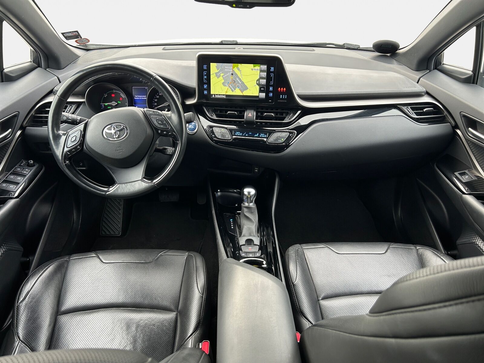 Billede af Toyota C-HR 1,8 Hybrid Premium Selected Bi-tone Multidrive S 122HK 5d Aut.