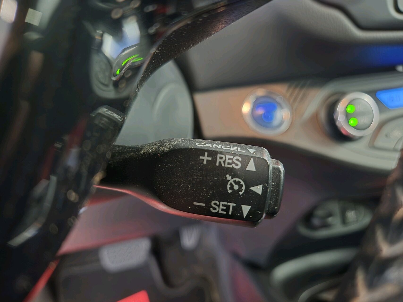 Billede af Toyota Yaris 1,5 Hybrid H2 Limited E-CVT 100HK 5d Trinl. Gear