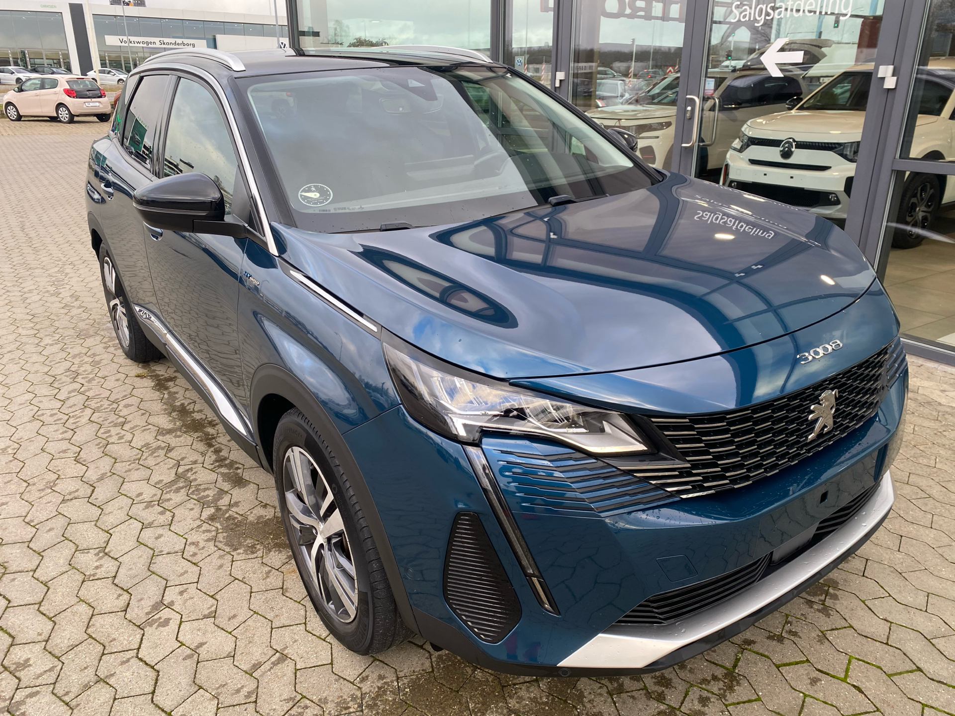 Billede af Peugeot 3008 1,6 PureTech  Plugin-hybrid First Selection EAT8 225HK 5d 8g Aut.