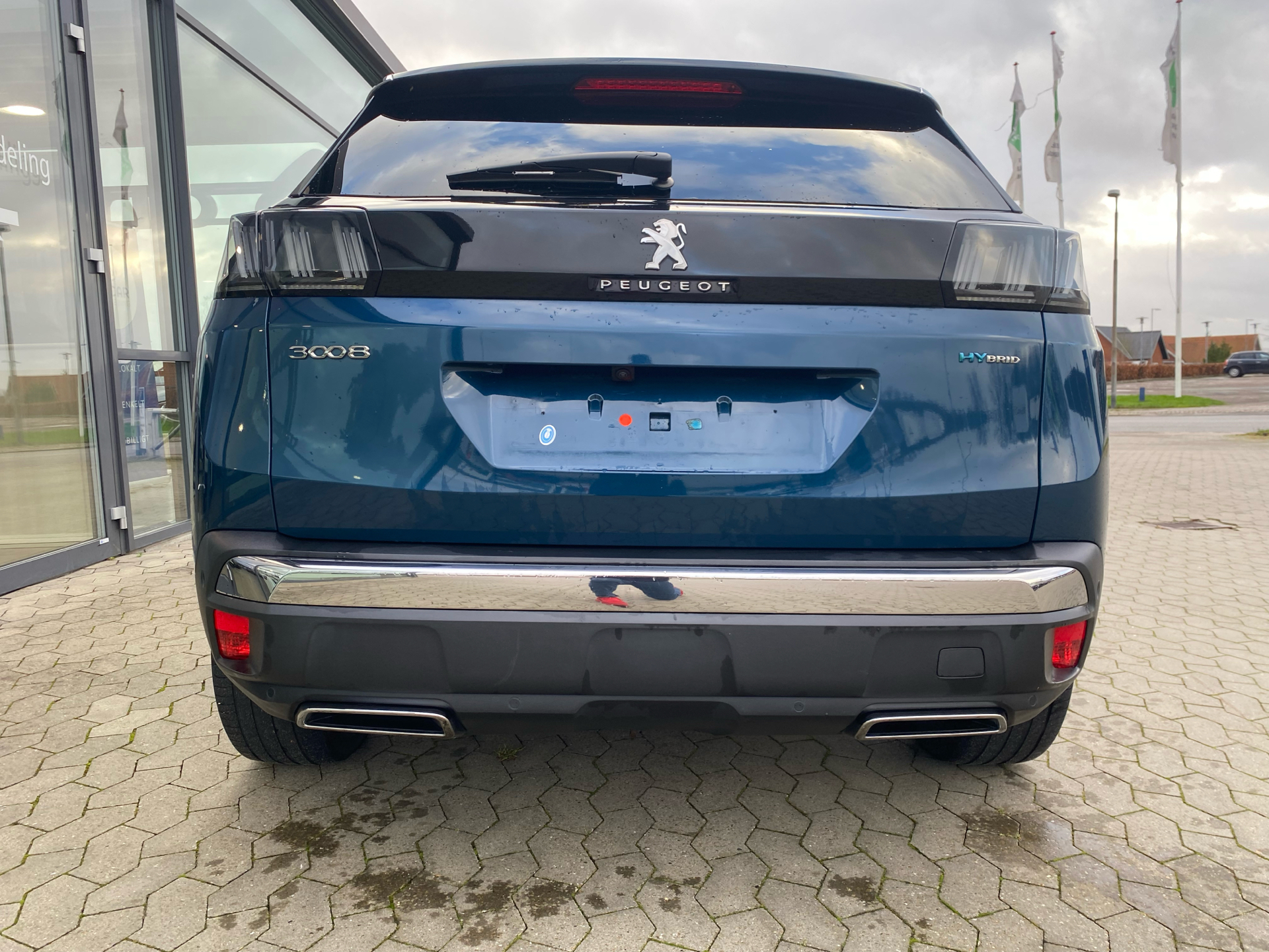 Billede af Peugeot 3008 1,6 PureTech  Plugin-hybrid First Selection EAT8 225HK 5d 8g Aut.