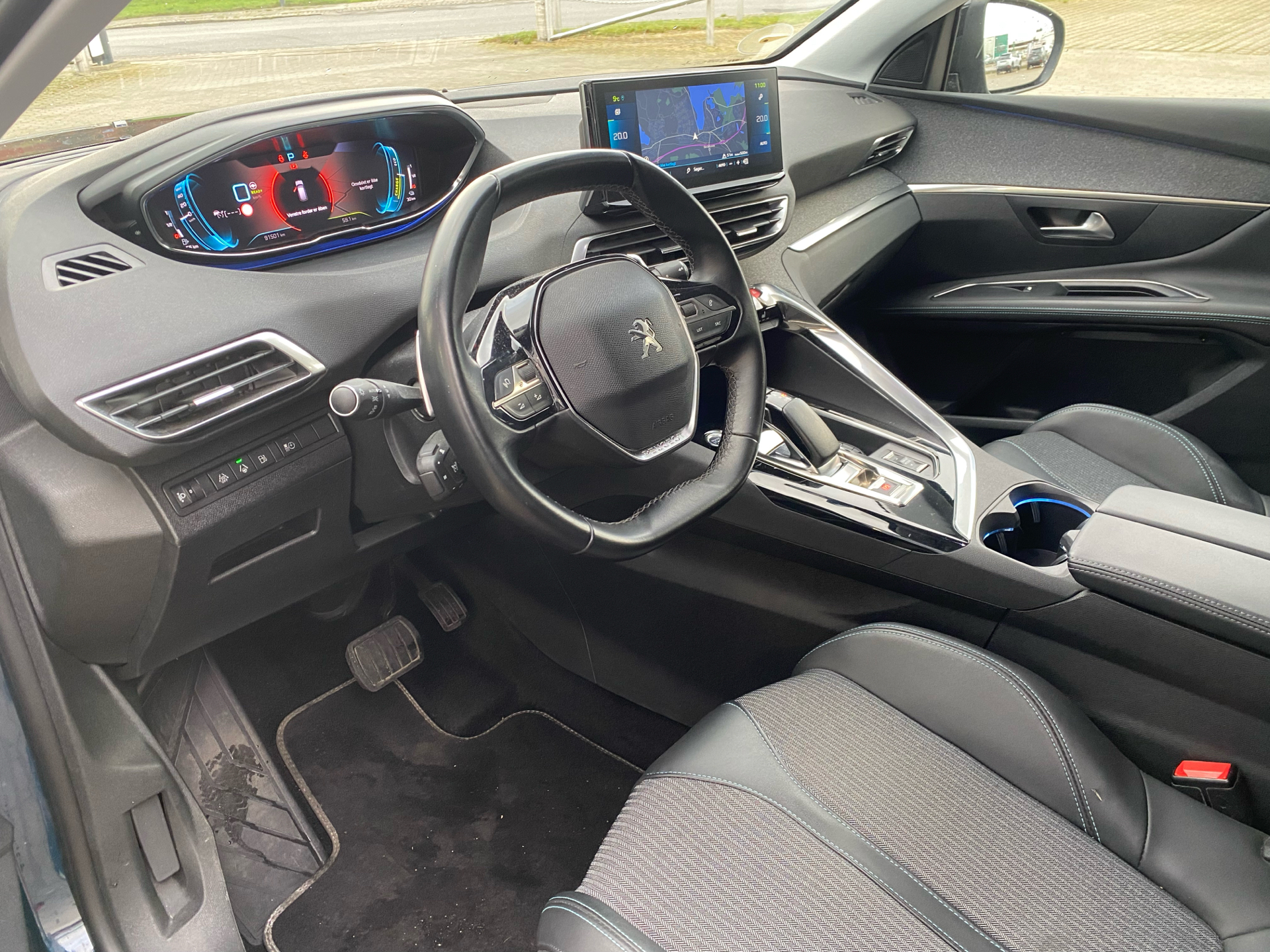 Billede af Peugeot 3008 1,6 PureTech  Plugin-hybrid First Selection EAT8 225HK 5d 8g Aut.