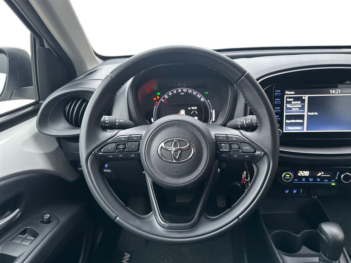 Billede af Toyota Aygo X 1,0 VVT-I Active 72HK 5d Aut.