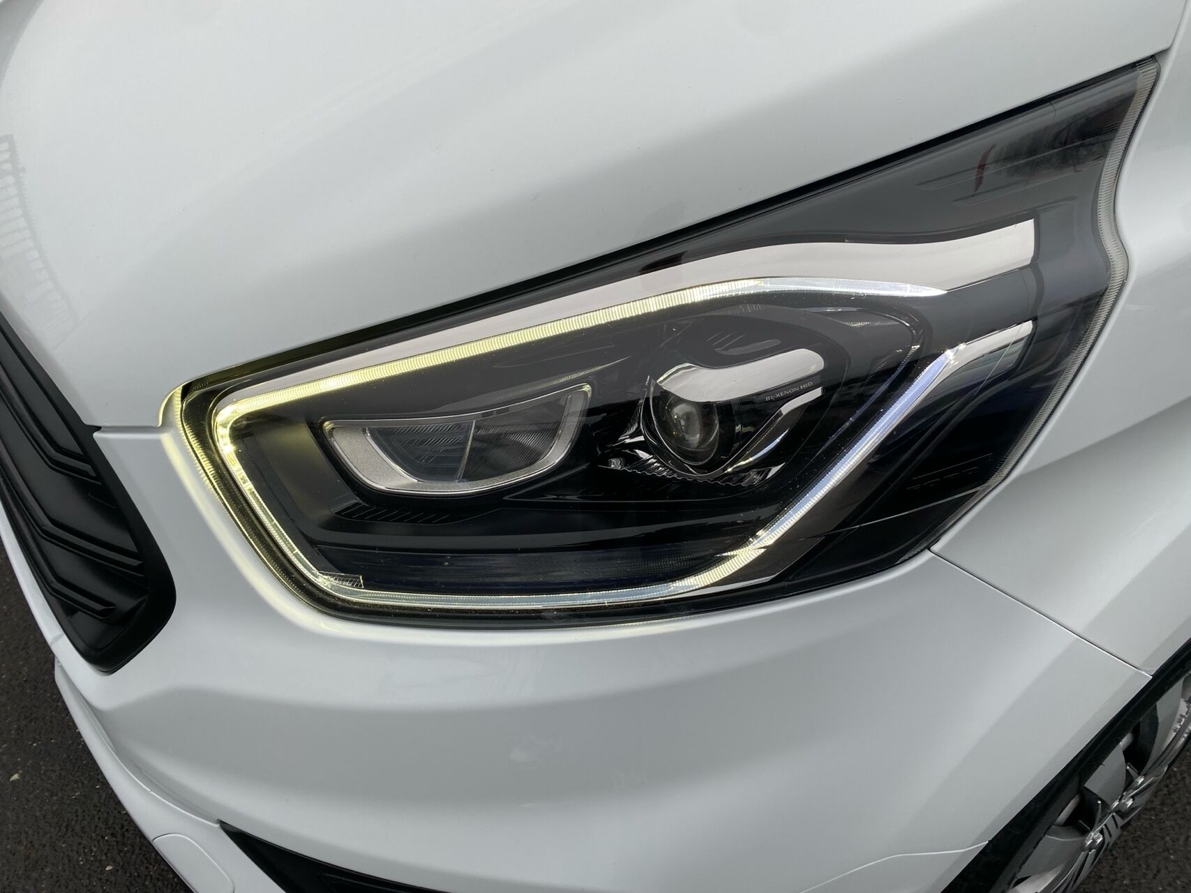 Billede af Ford Transit Custom 340 L2H1 2,0 TDCi Trend 170HK Van 6g Aut.