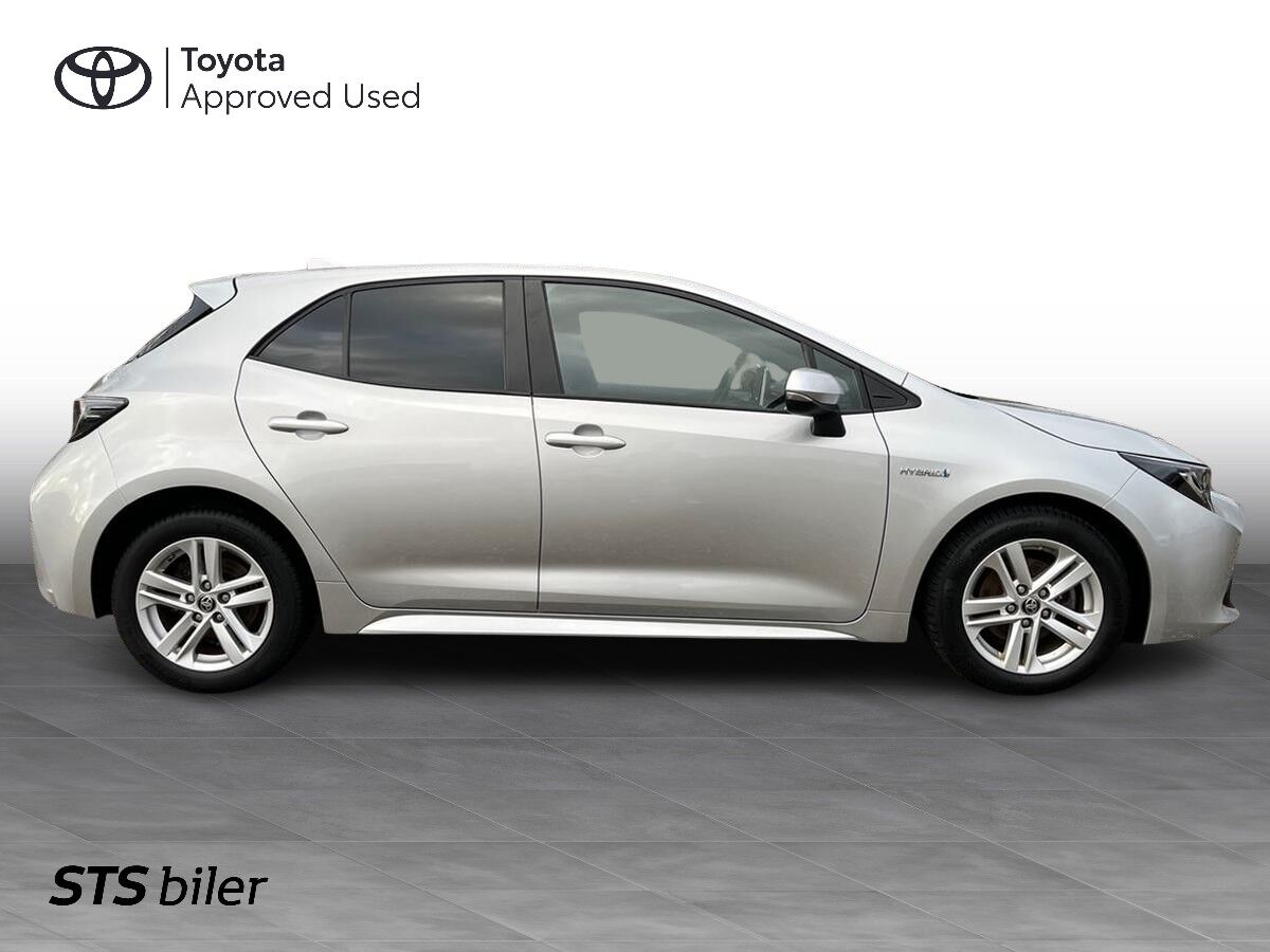Billede af Toyota Corolla 1,8 Hybrid H3 Smart E-CVT 122HK 5d Trinl. Gear