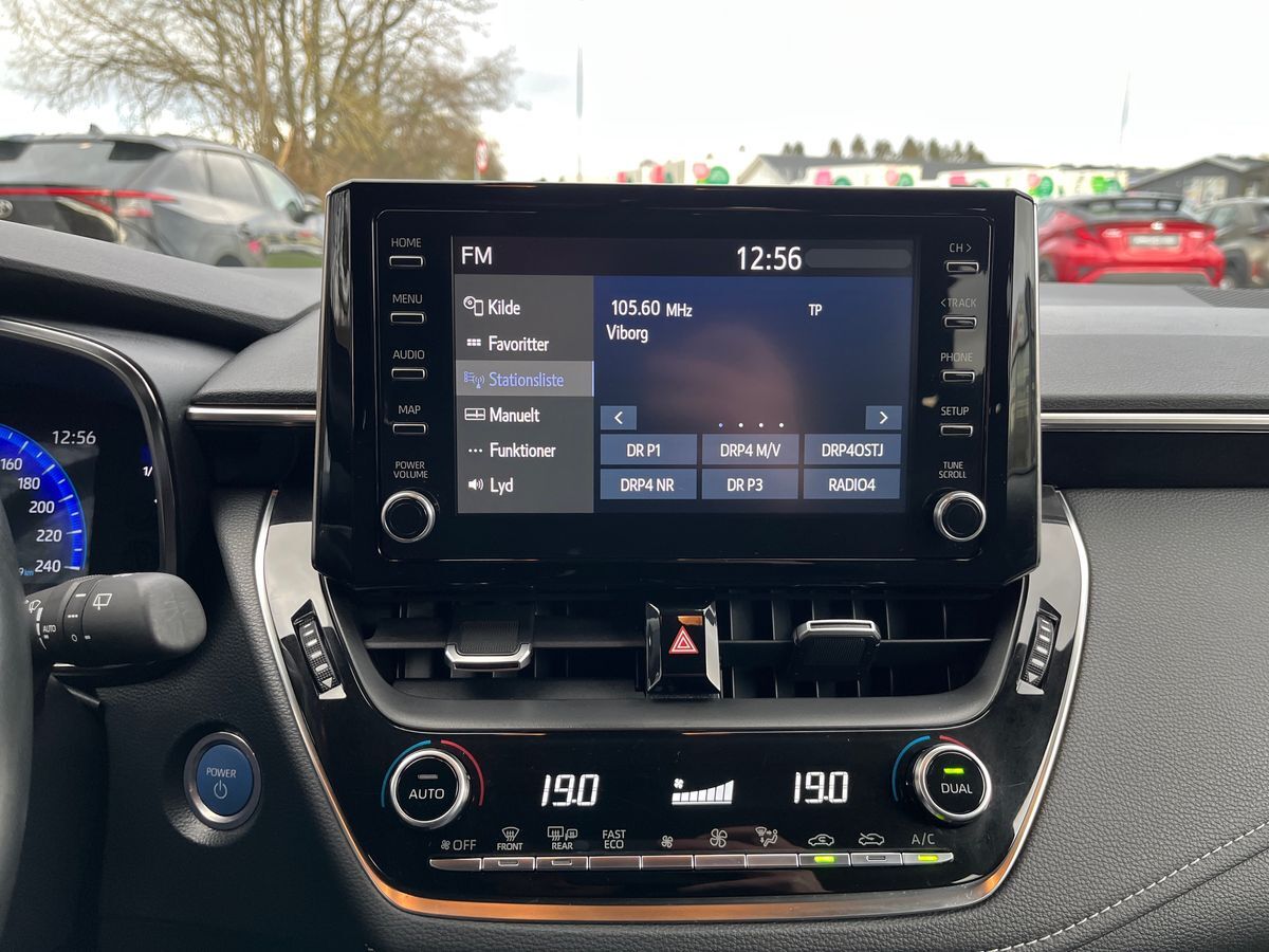 Billede af Toyota Corolla 1,8 Hybrid H3 Smart E-CVT 122HK 5d Trinl. Gear