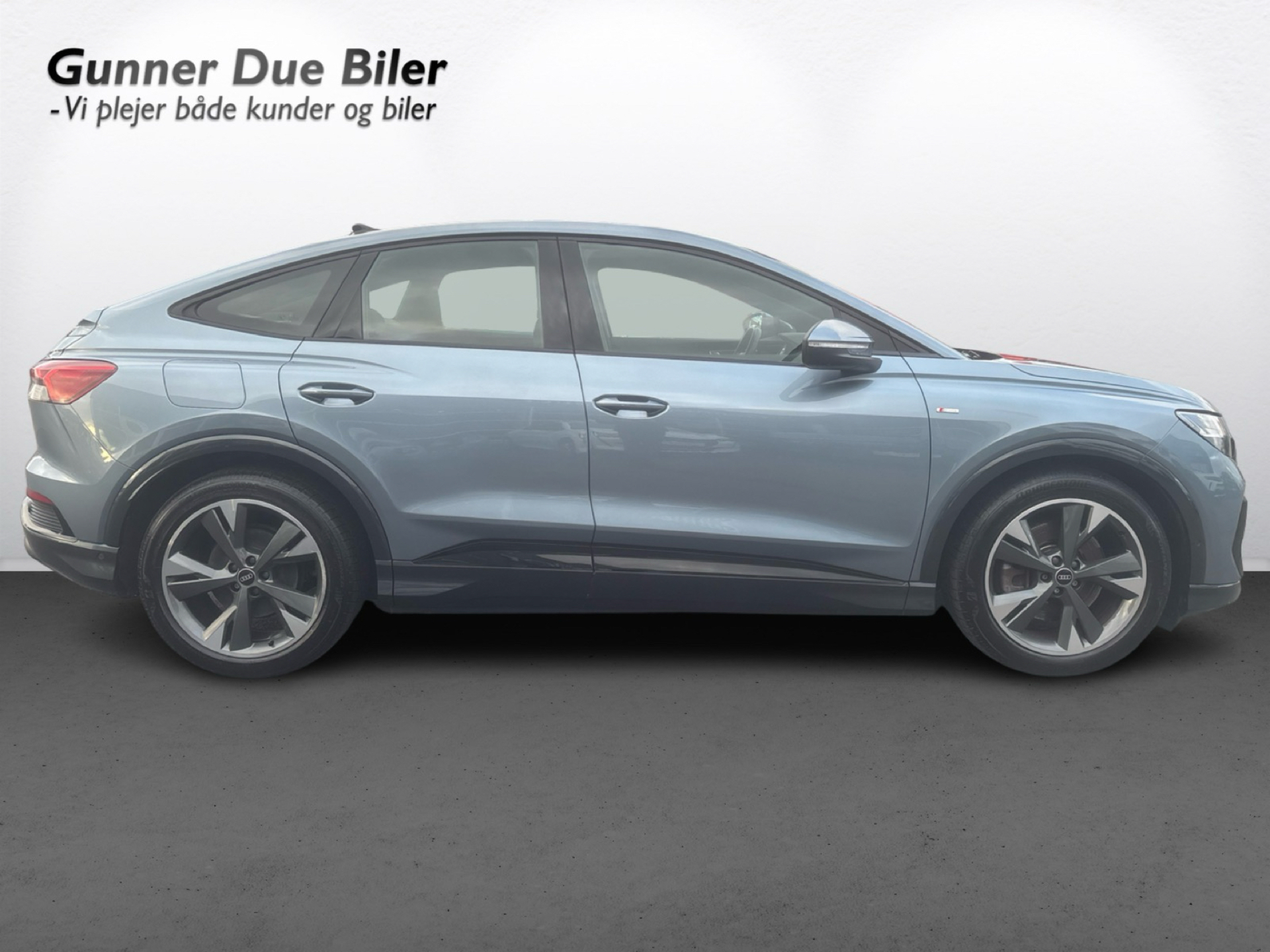 Billede af Audi Q4 Sportback 50 E-tron Attitude Quattro 299HK 5d Aut.