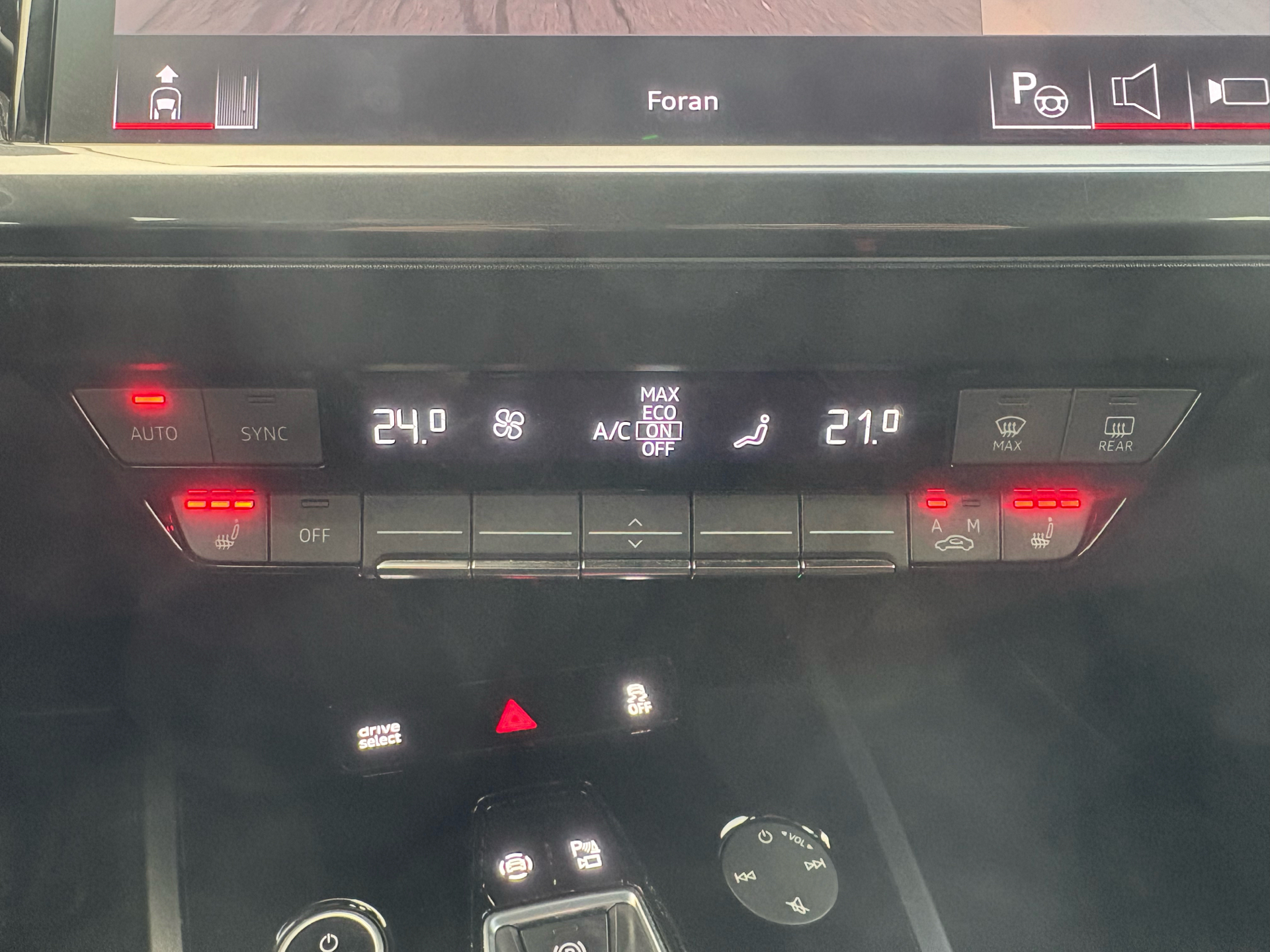 Billede af Audi Q4 Sportback 50 E-tron Attitude Quattro 299HK 5d Aut.