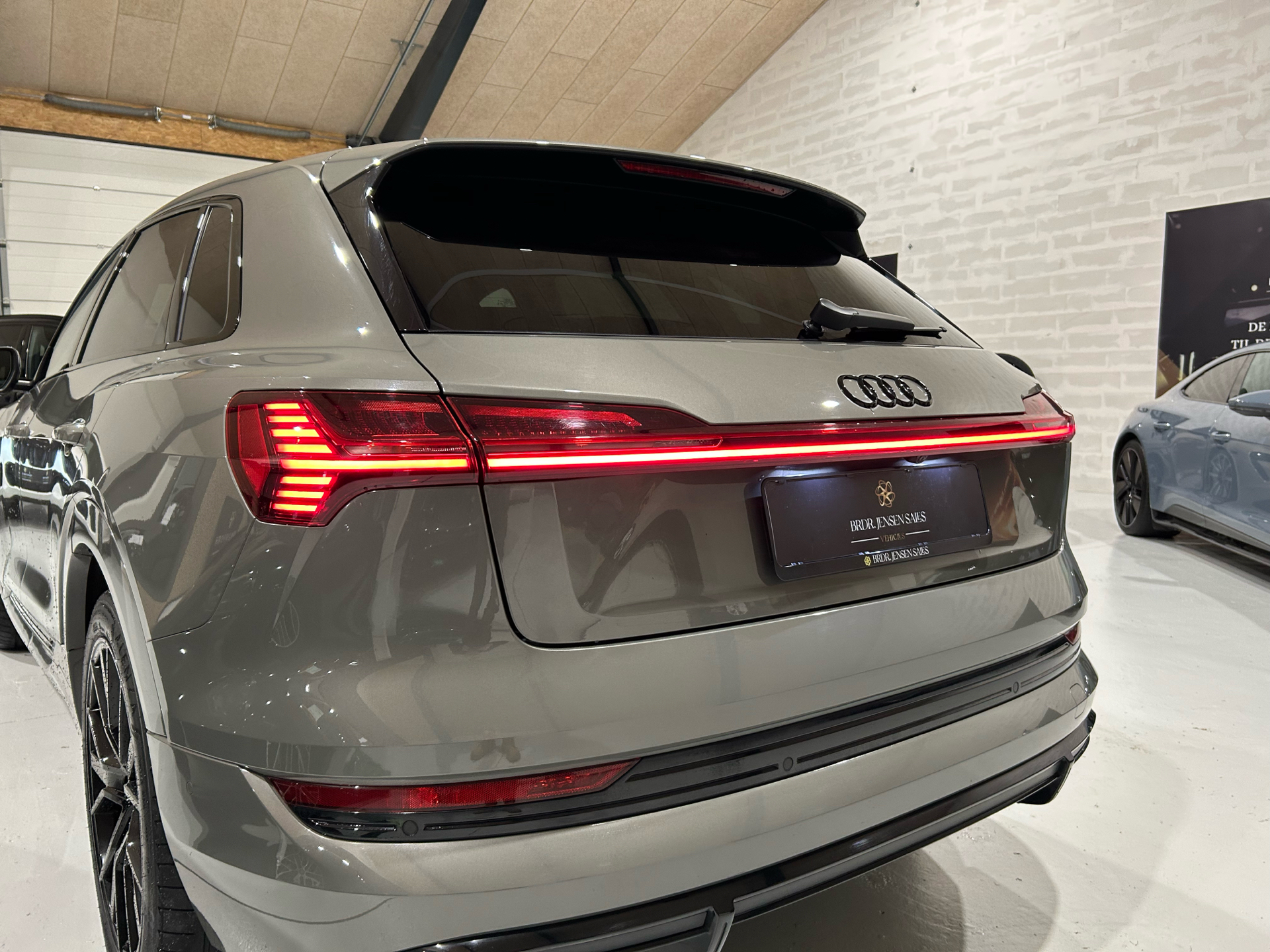 Billede af Audi E-tron 55 Black Edition Quattro 408HK 5d Aut. 