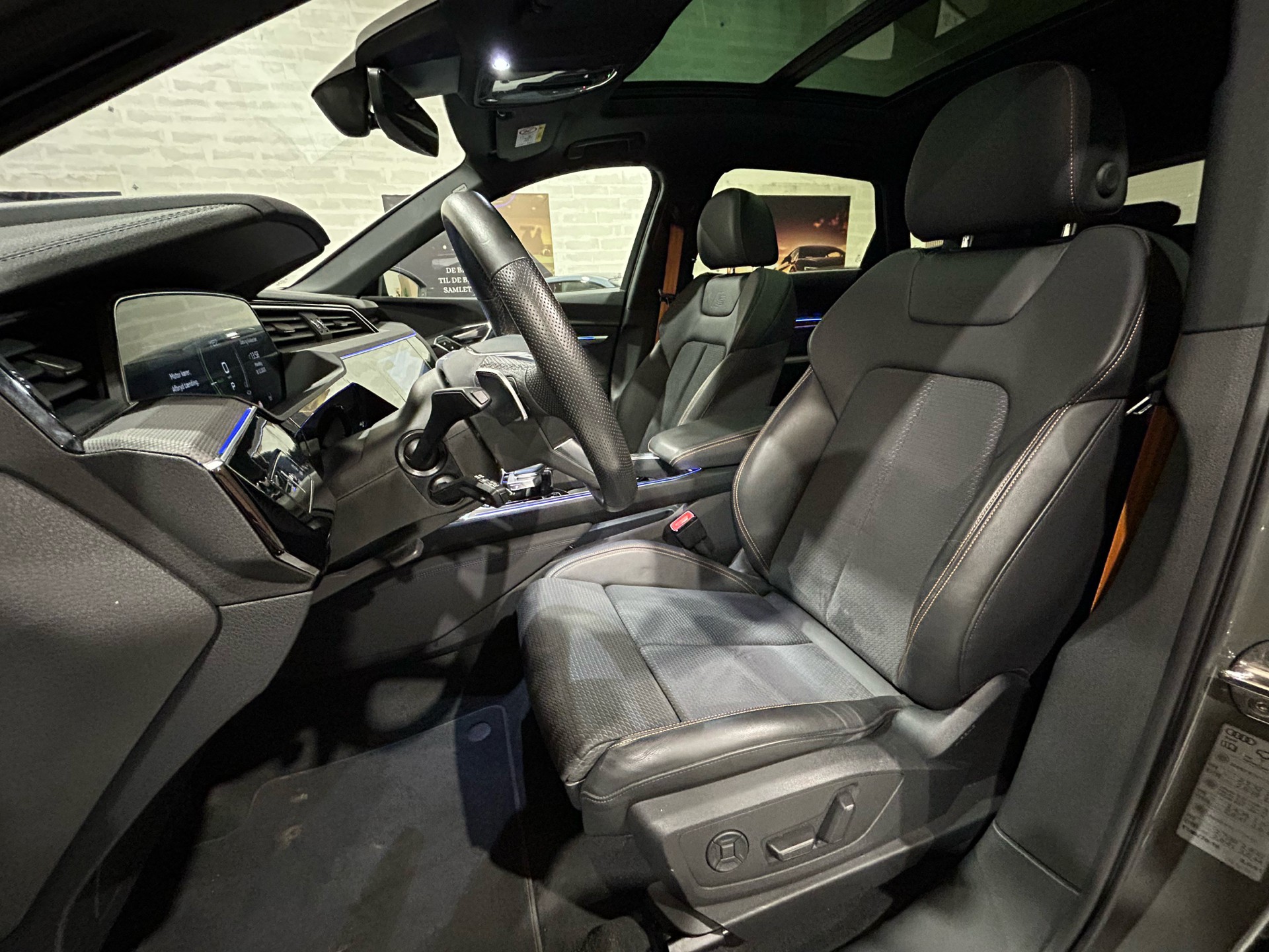 Billede af Audi E-tron 55 Black Edition Quattro 408HK 5d Aut. 