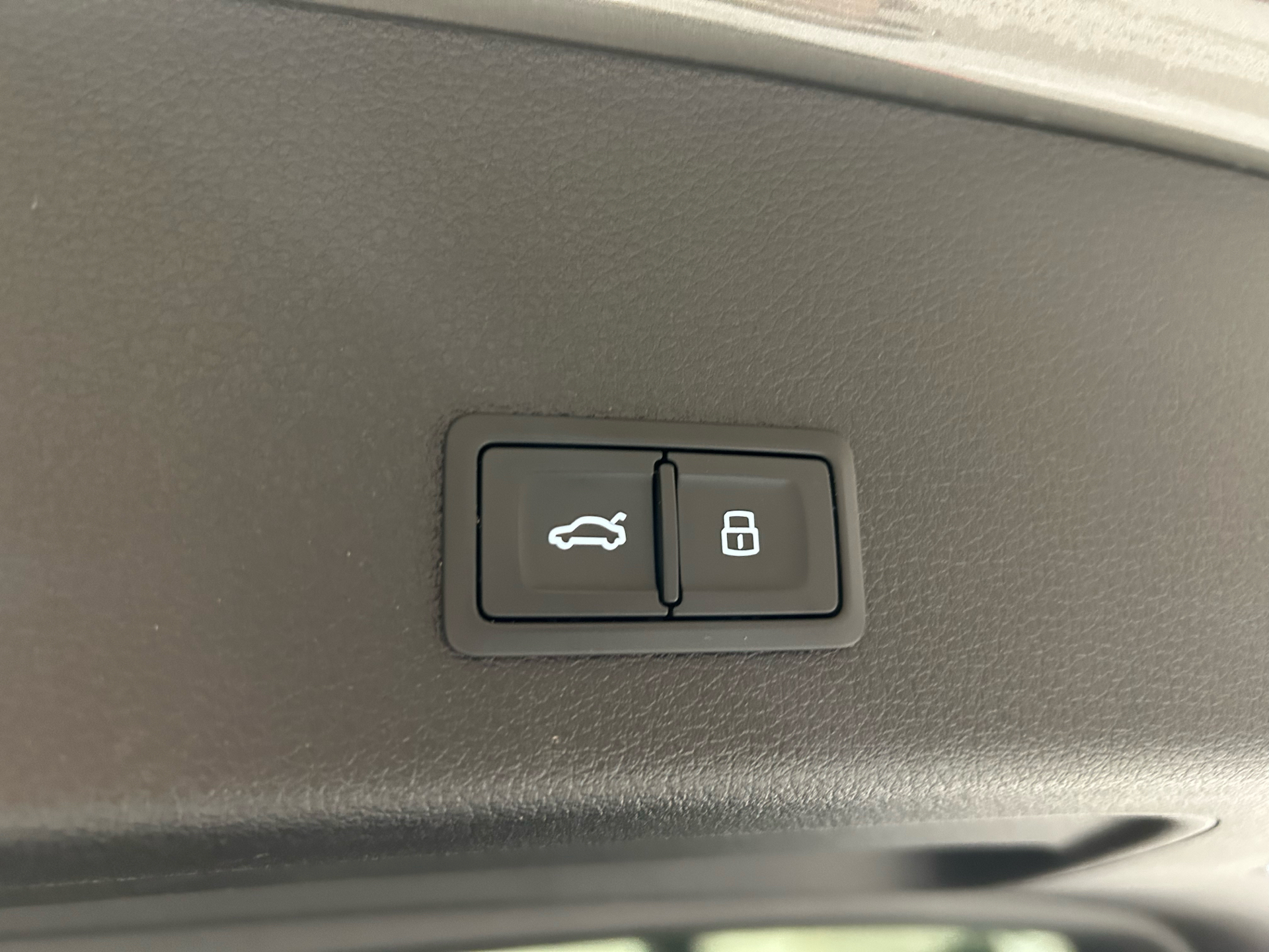 Billede af Audi E-tron 55 Black Edition Quattro 408HK 5d Aut. 