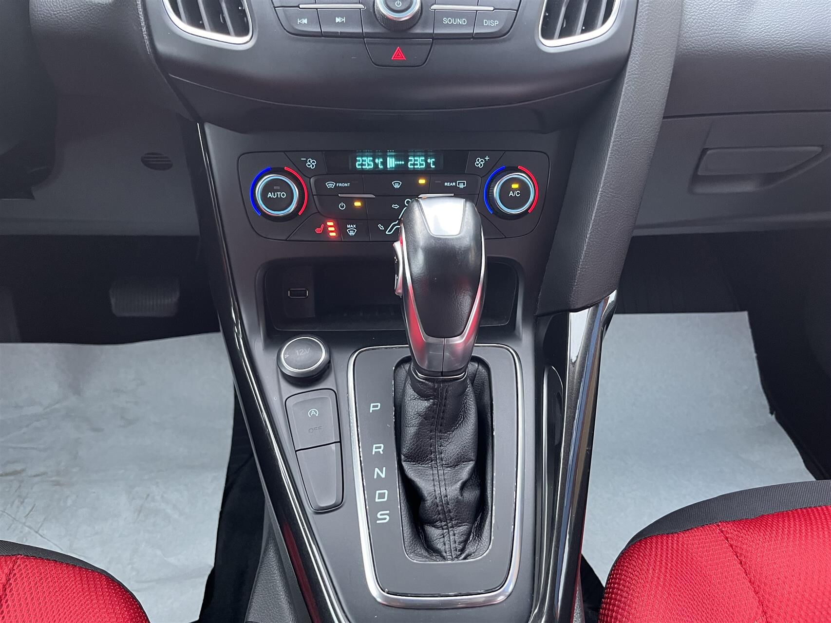 Billede af Ford Focus 1,0 EcoBoost Titanium Fun 125HK Stc 6g Aut.